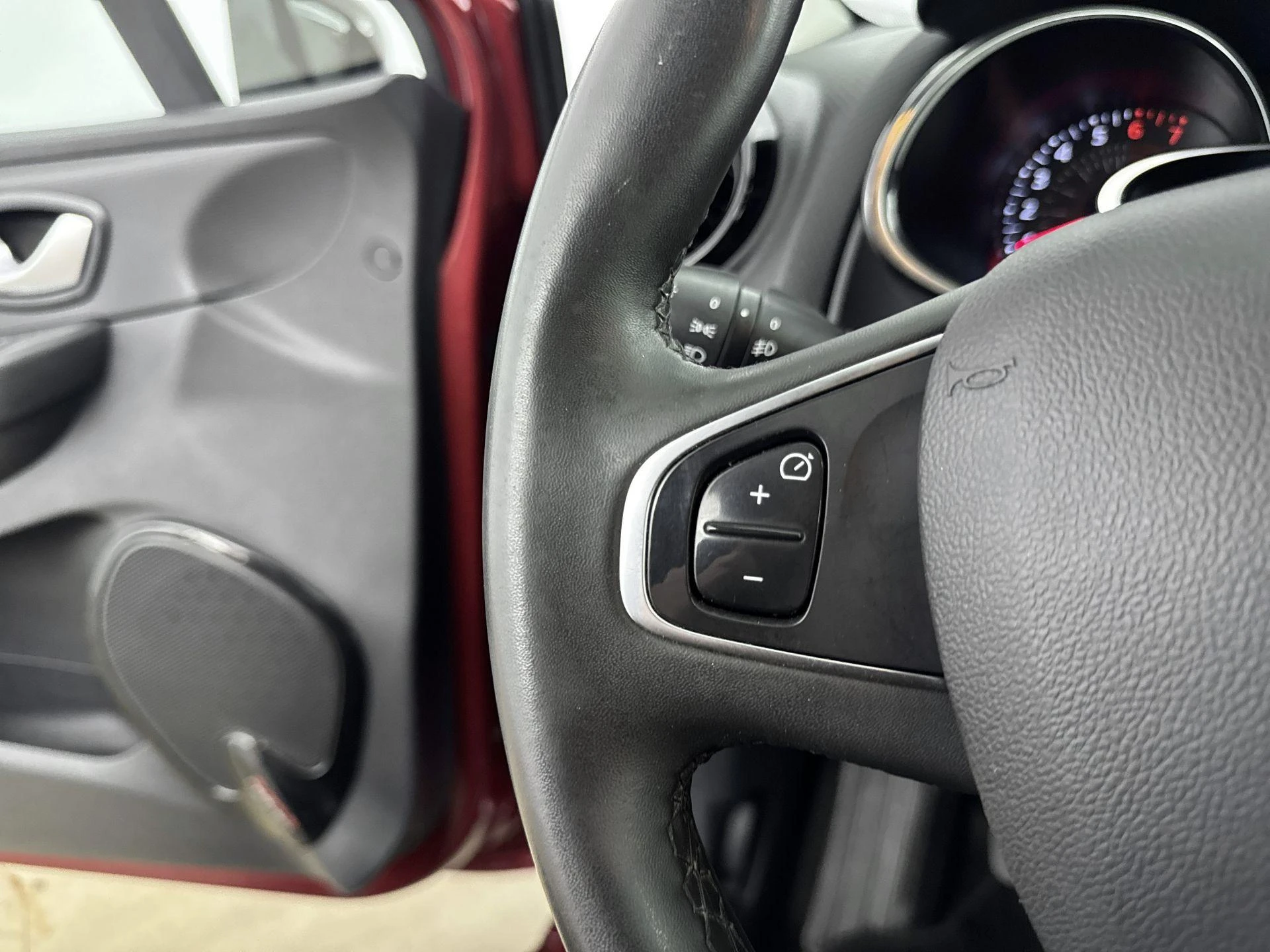 Renault-Clio-image-5