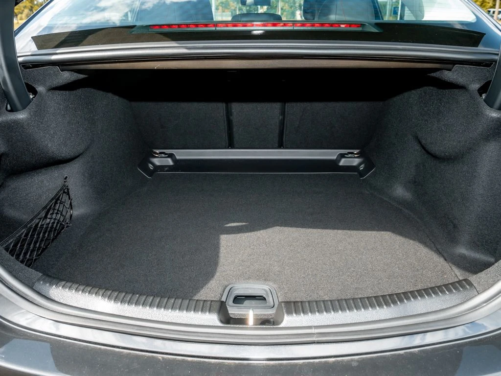 Mercedes-Benz-C-Klasse 200 d-image-15