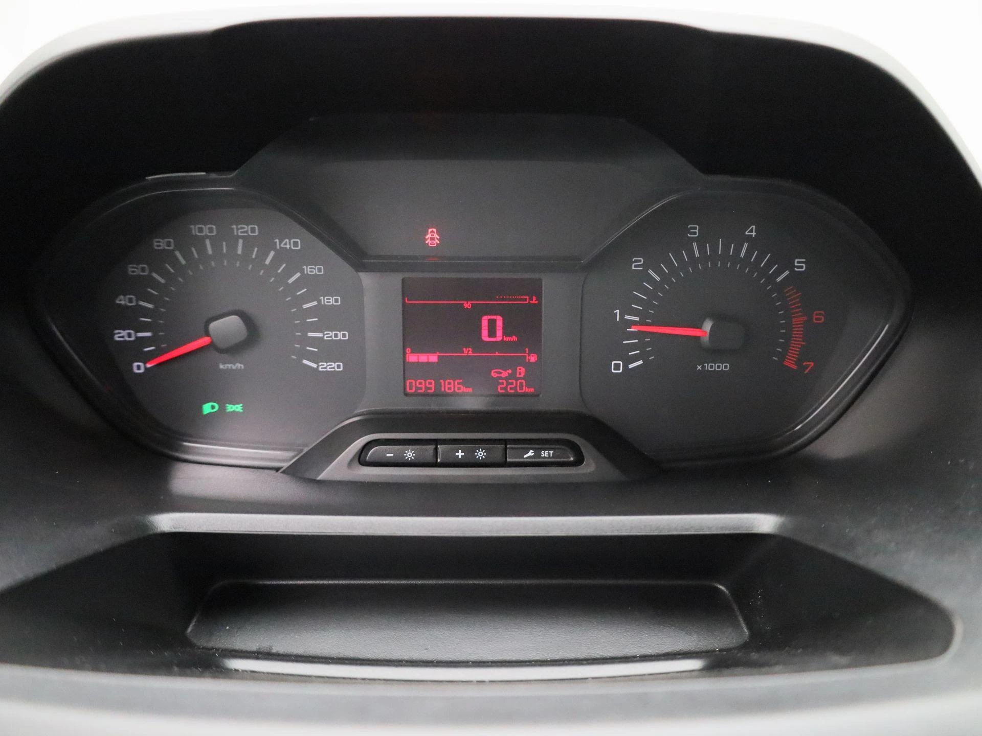 Peugeot Partner 1.5 BHDi L1 Light 55kW Pro