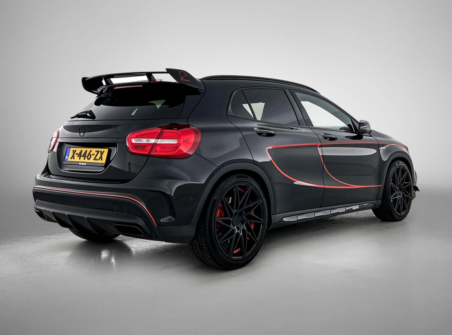 Mercedes-Benz-GLA-image-3