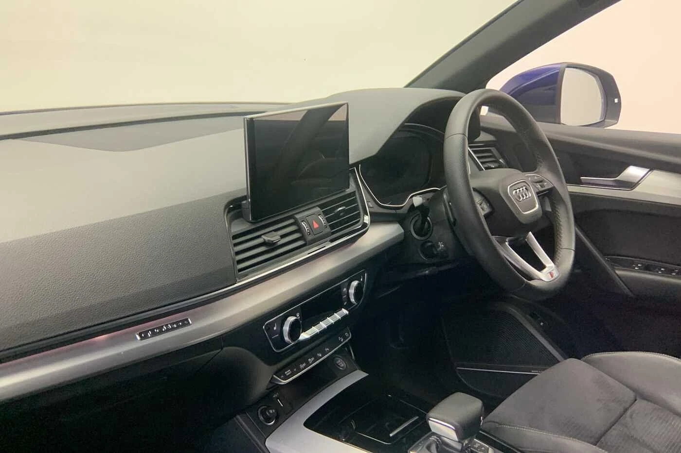 Audi-Q5-image-11