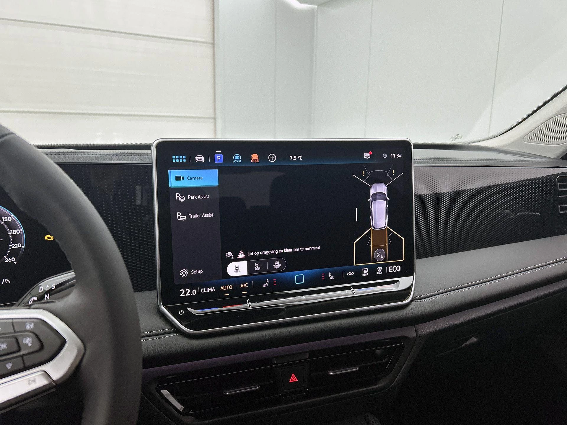 Volkswagen-Tiguan-image-14