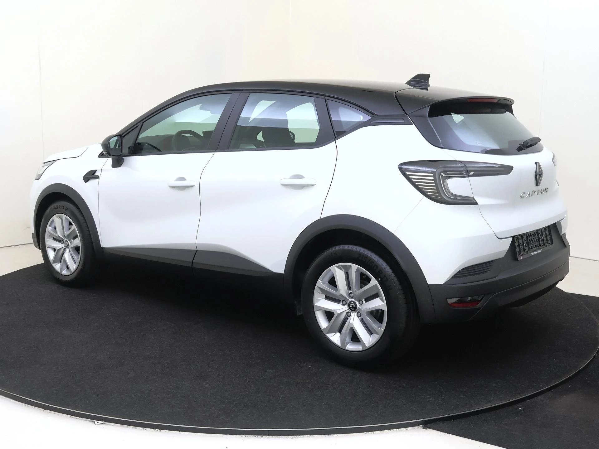 Renault-Captur-image-2
