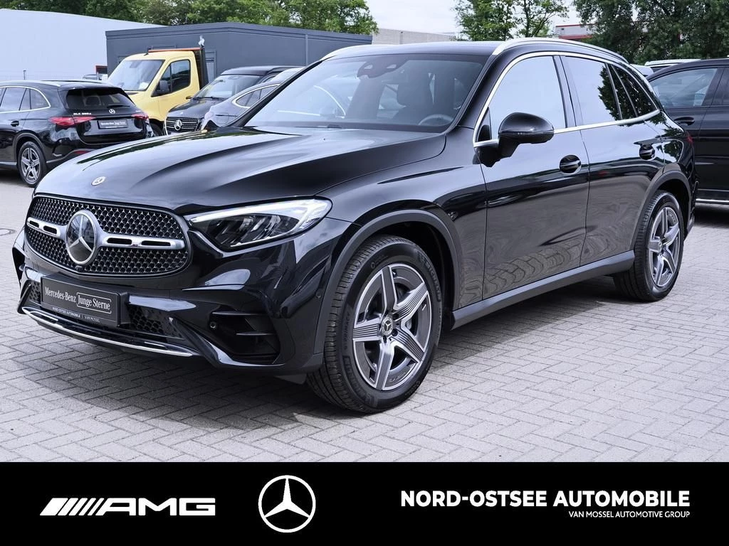 Mercedes-Benz GLC 300 d AMG 4M AHK MBUX SHZ KEYLESS-GO AMG