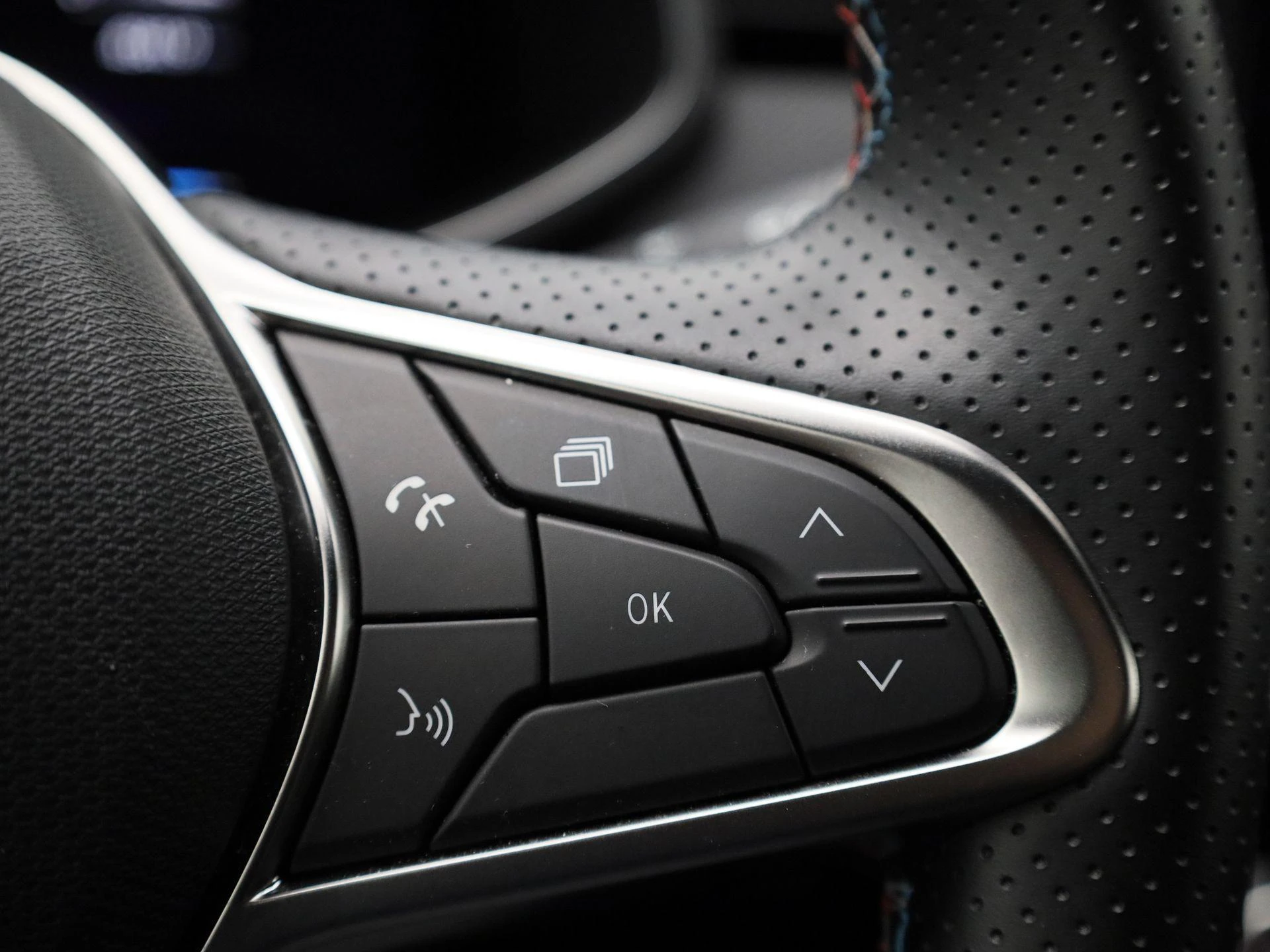 Renault-Clio-image-26