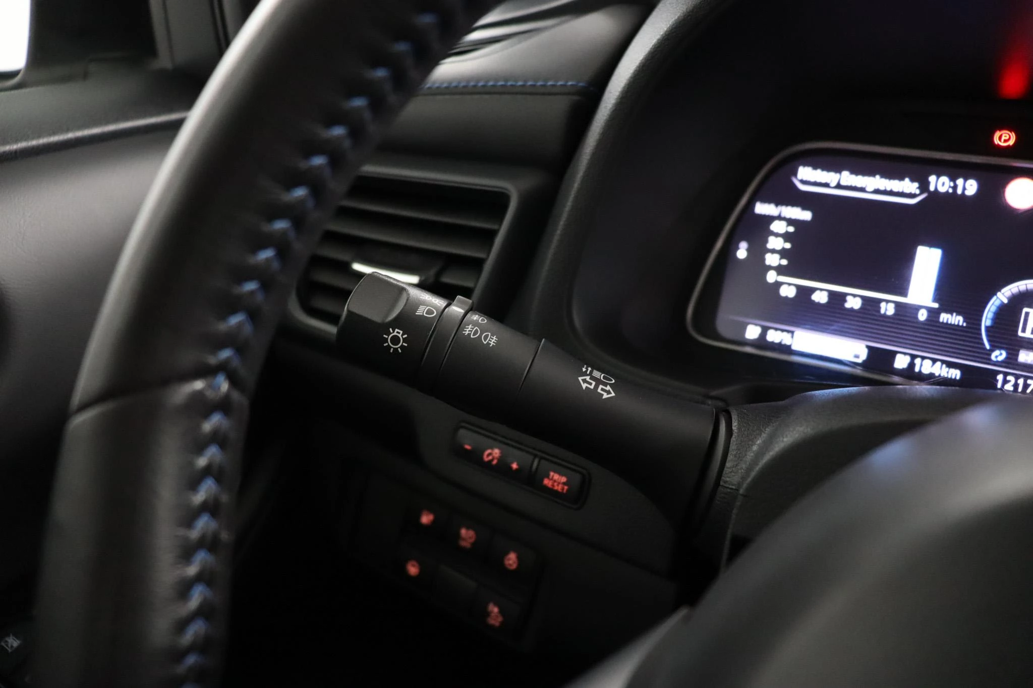 Nissan-Leaf-image-24