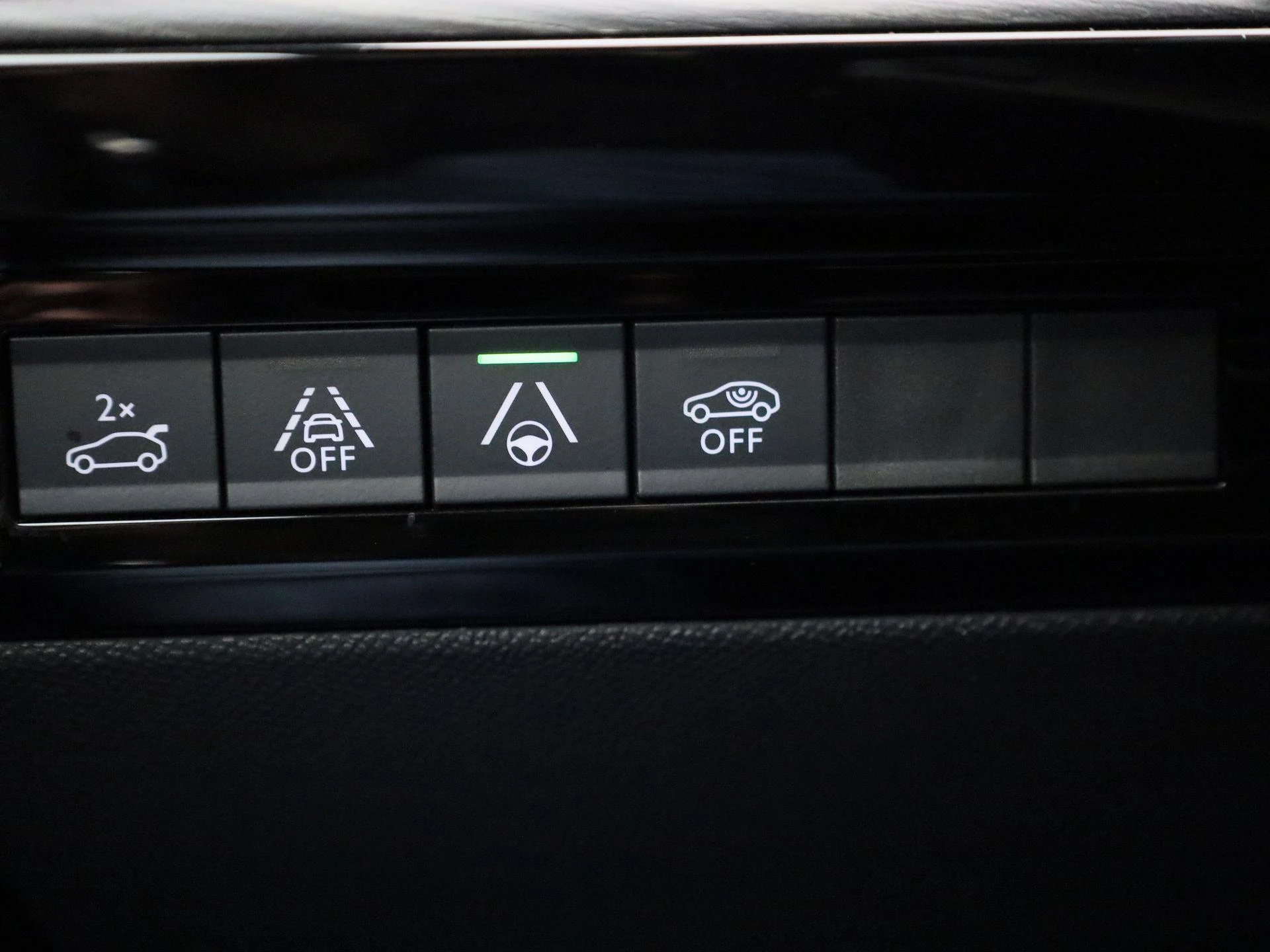 Peugeot-508-image-32