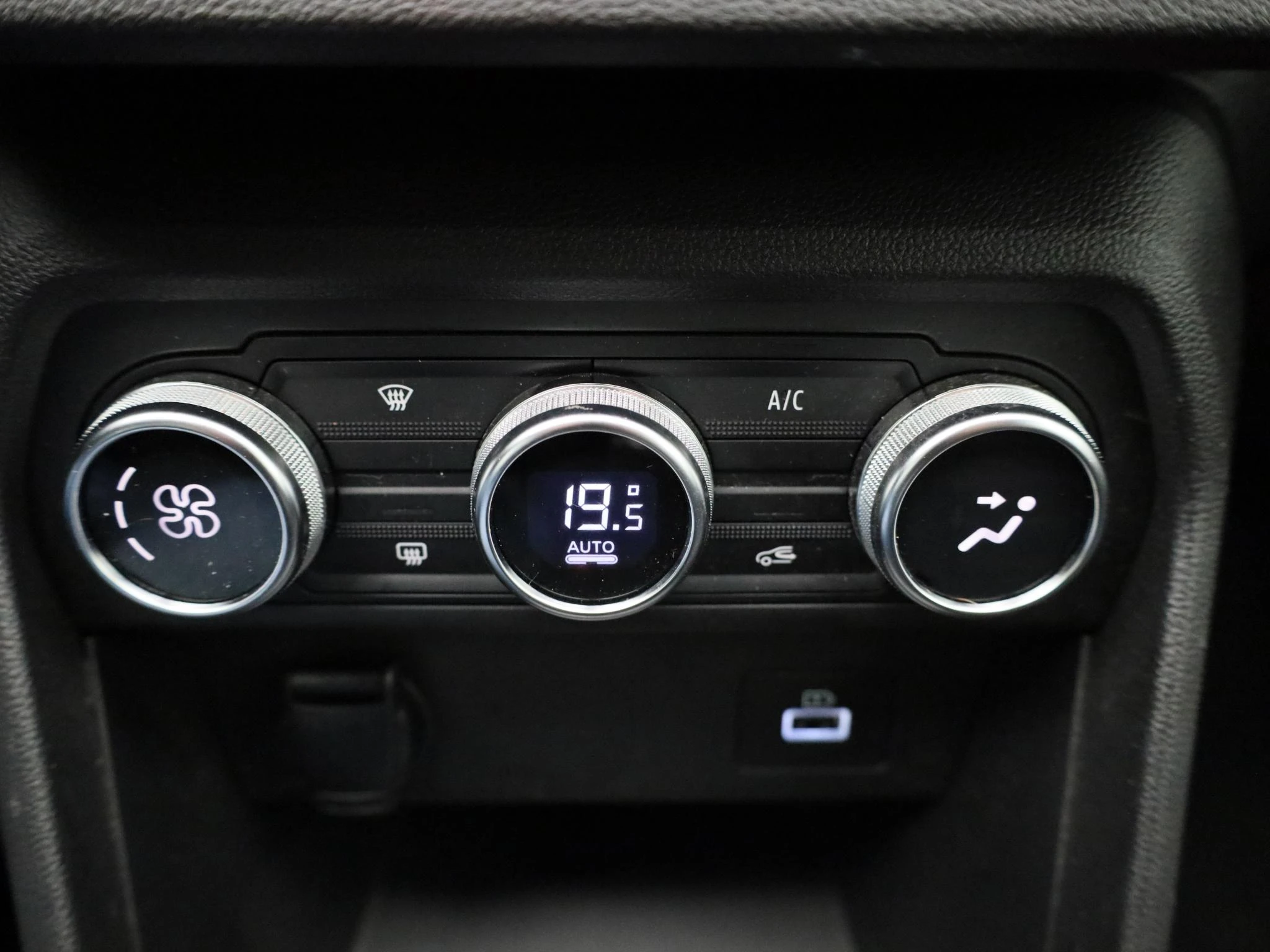 Dacia-Jogger-image-19