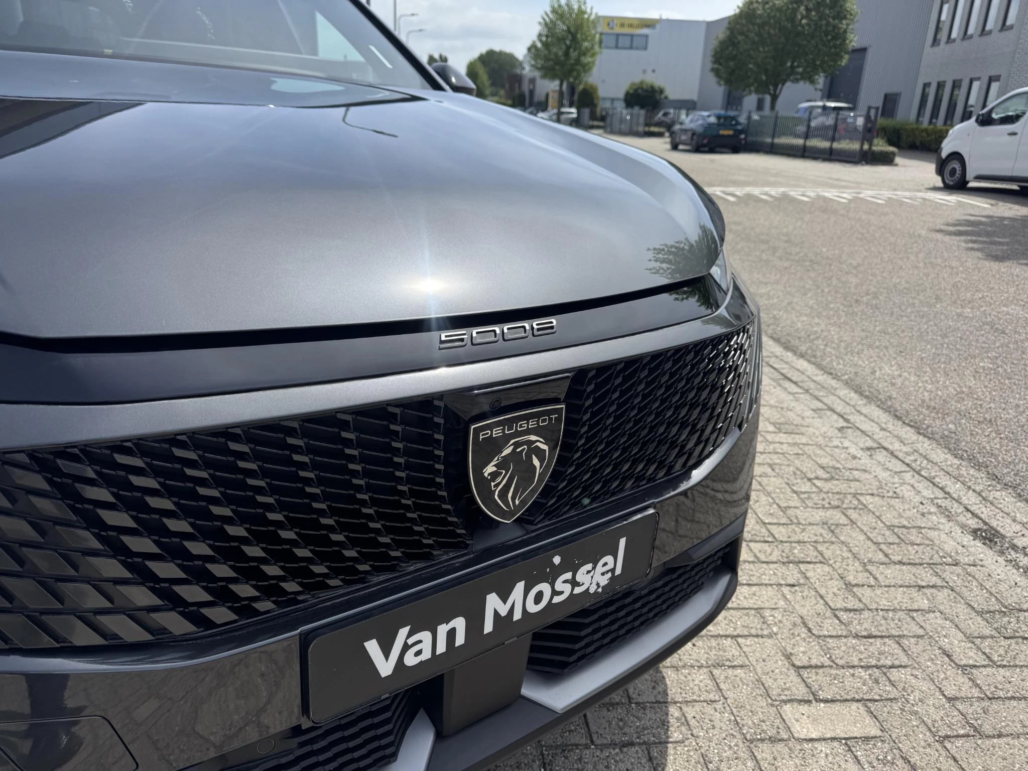 Peugeot-5008-image-6
