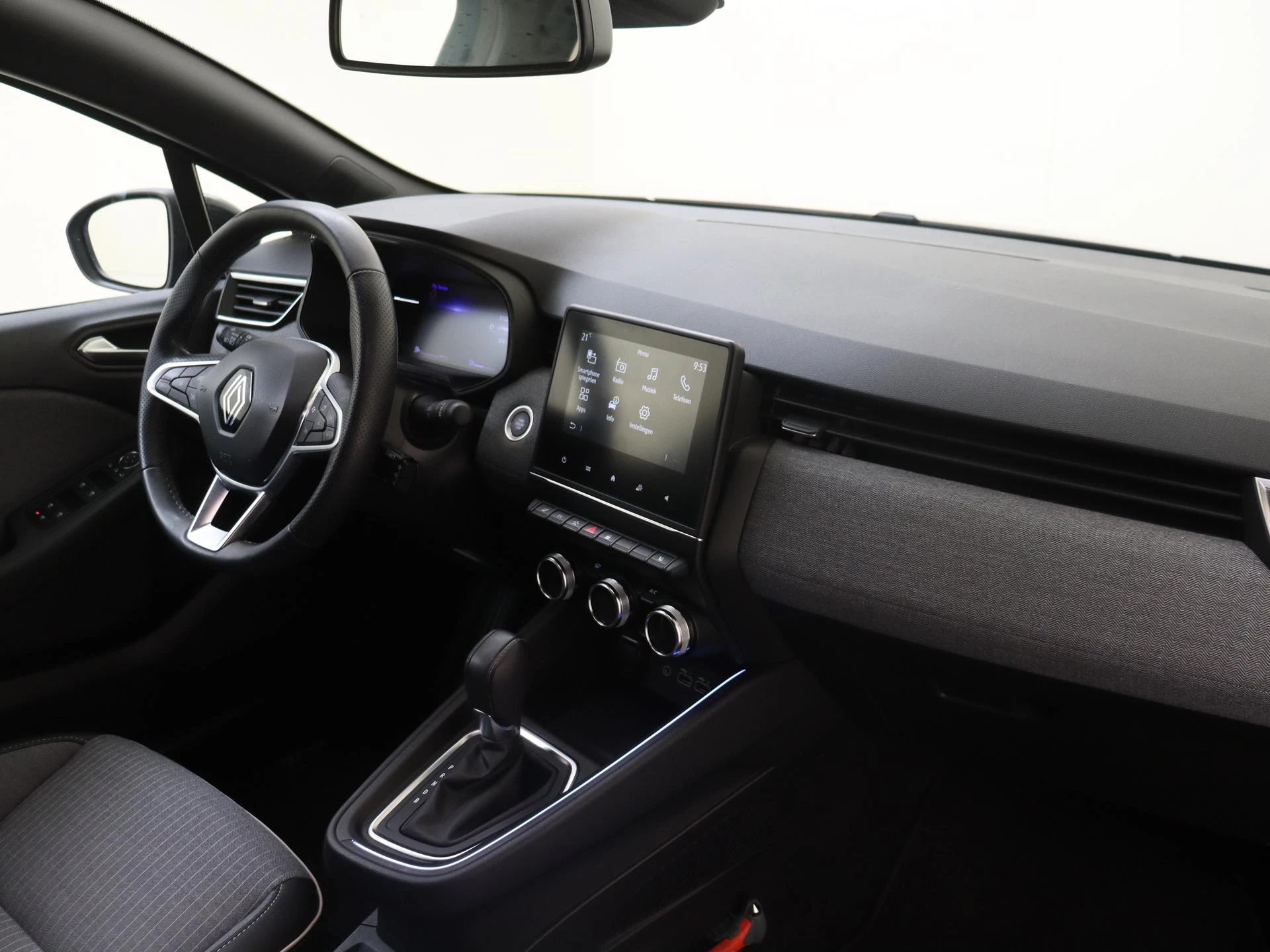 Renault Clio 1.6 E-Tech Full Hybrid 145 techno AUTOMAAT