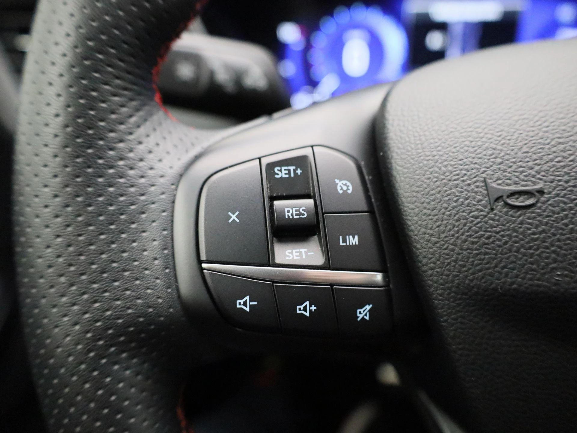 Ford-Kuga-image-20