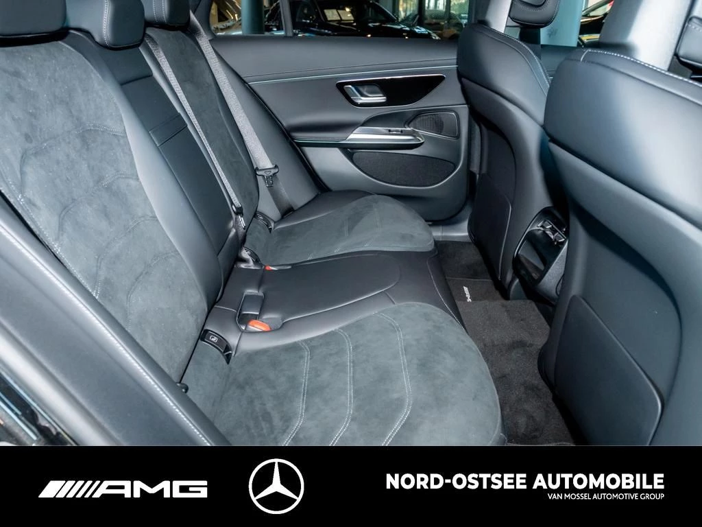Mercedes-Benz E-Klasse 300 de T AMG NIGHT PANO AHK 20-ZOLL DISTRONIC AMG Line