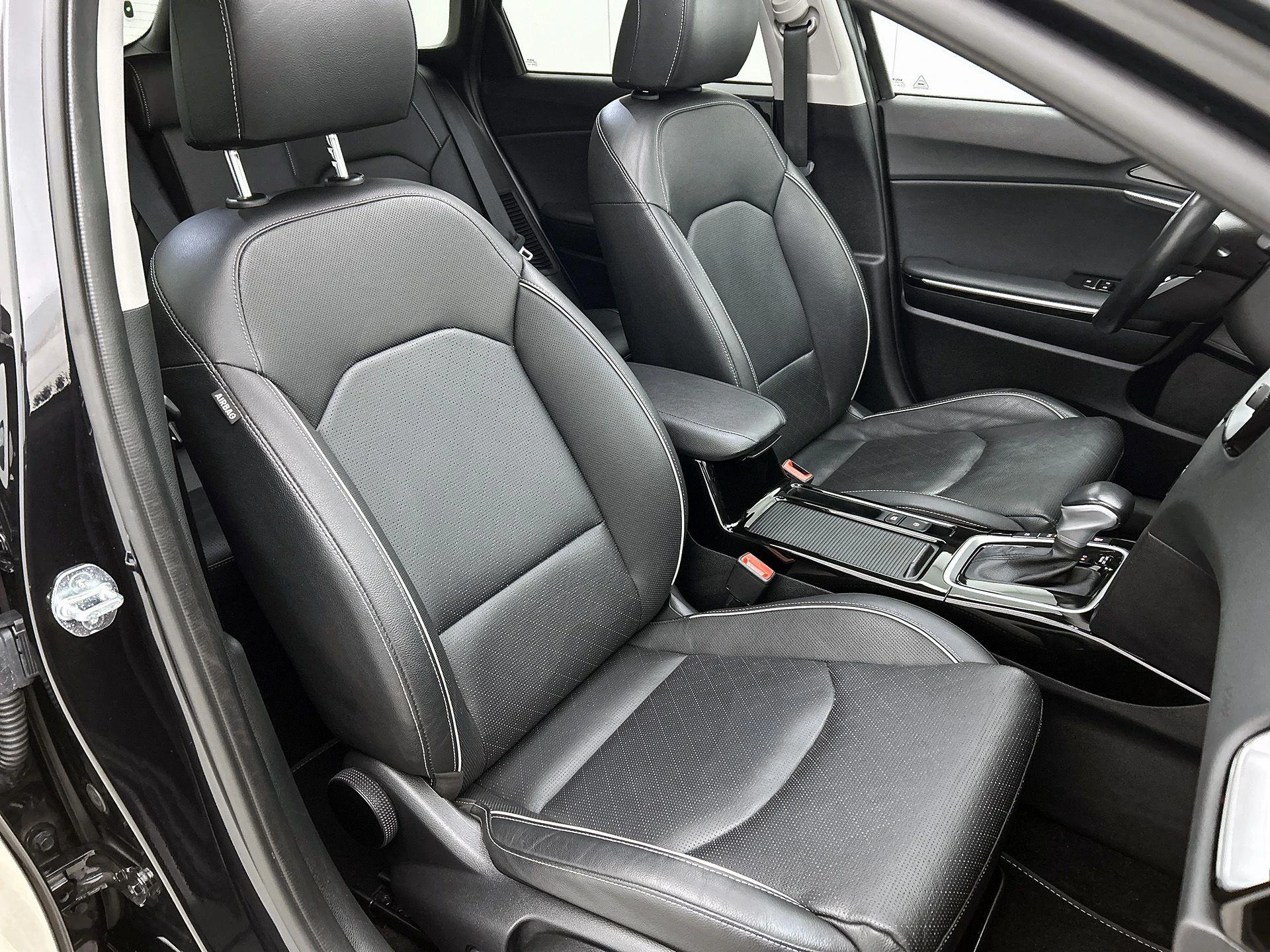 Kia-Ceed Sportswagon-image-47