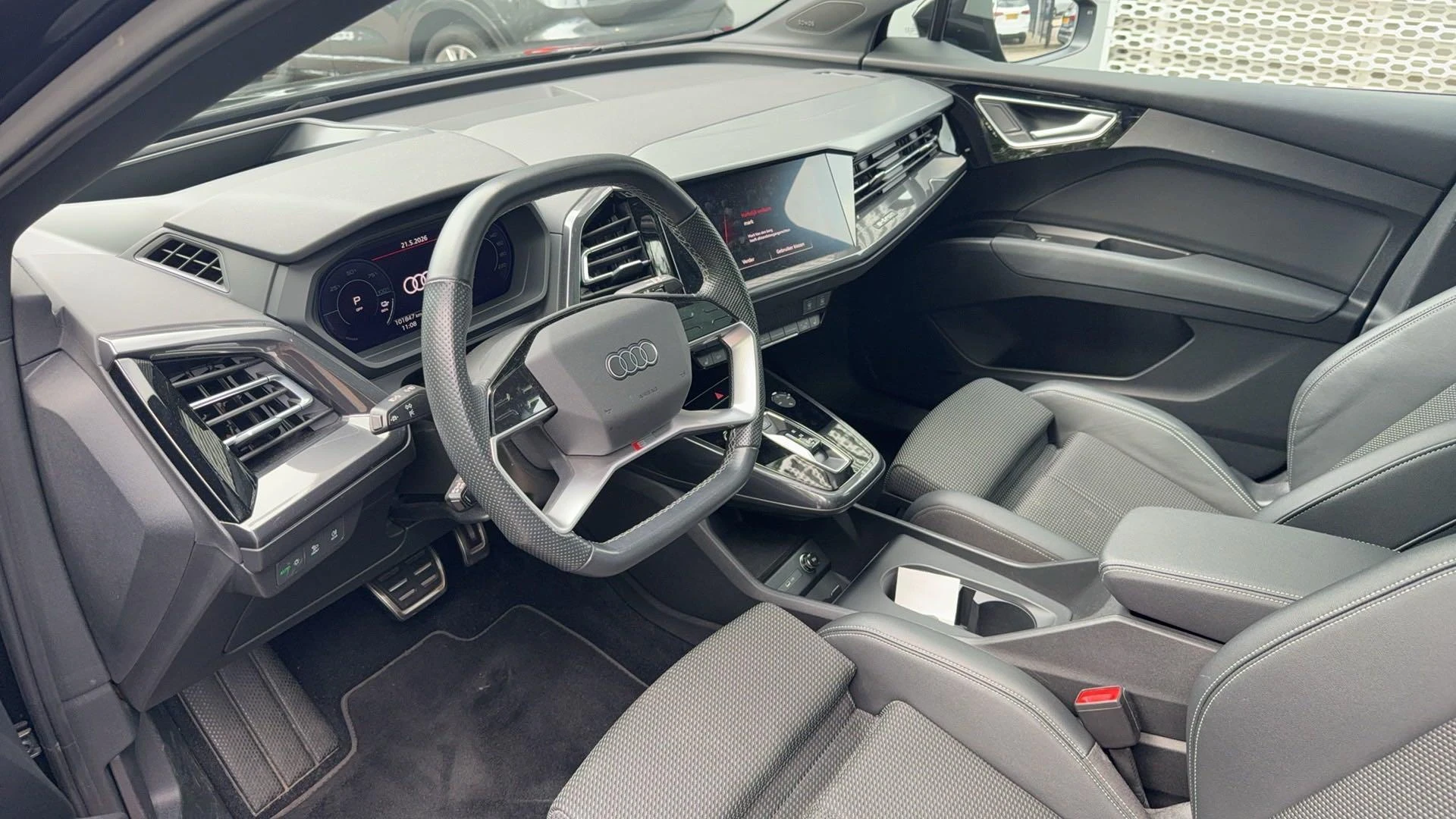 Audi Q4 e-tron 40 Launch edition S Competition 77 kWh
