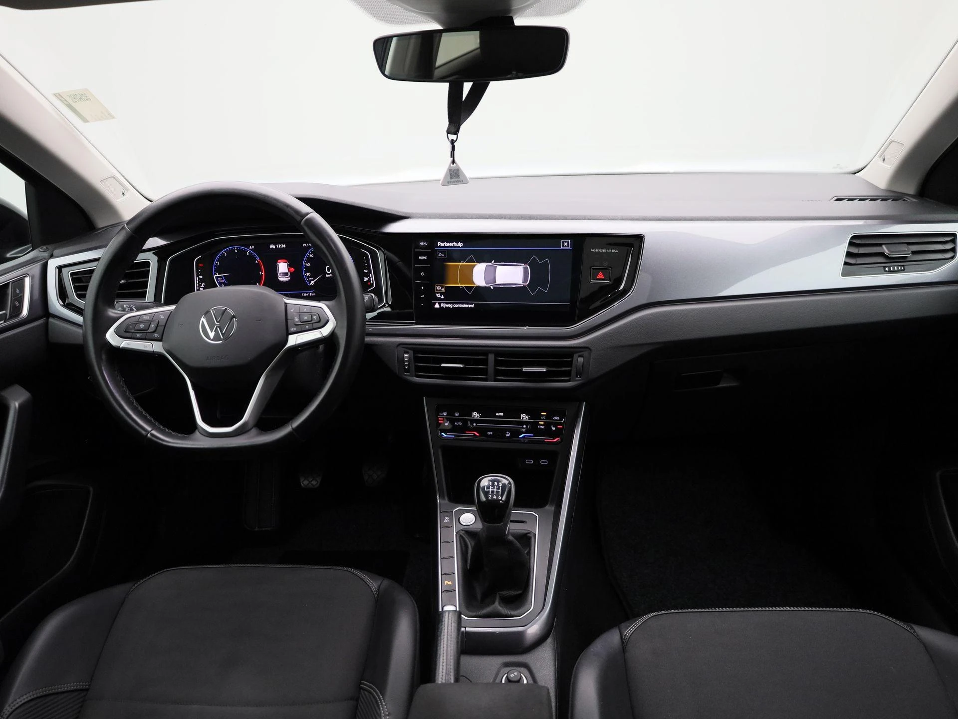 Volkswagen-Taigo-image-36