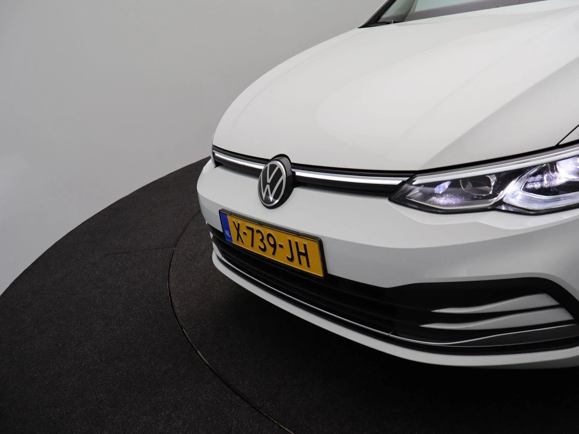 Volkswagen Golf Variant 1.5 eTSI R-Line Business