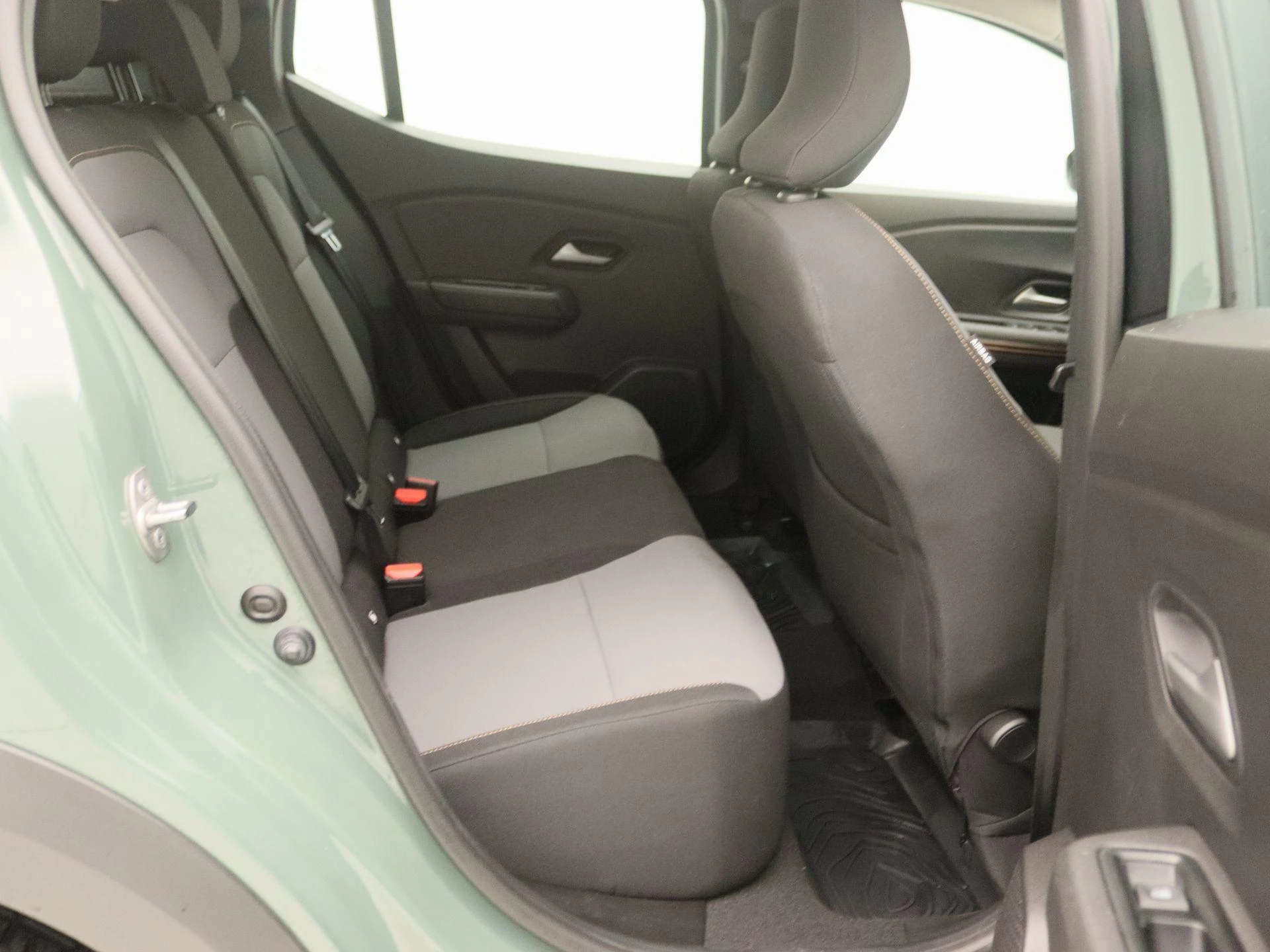 Dacia-Sandero Stepway-image-23