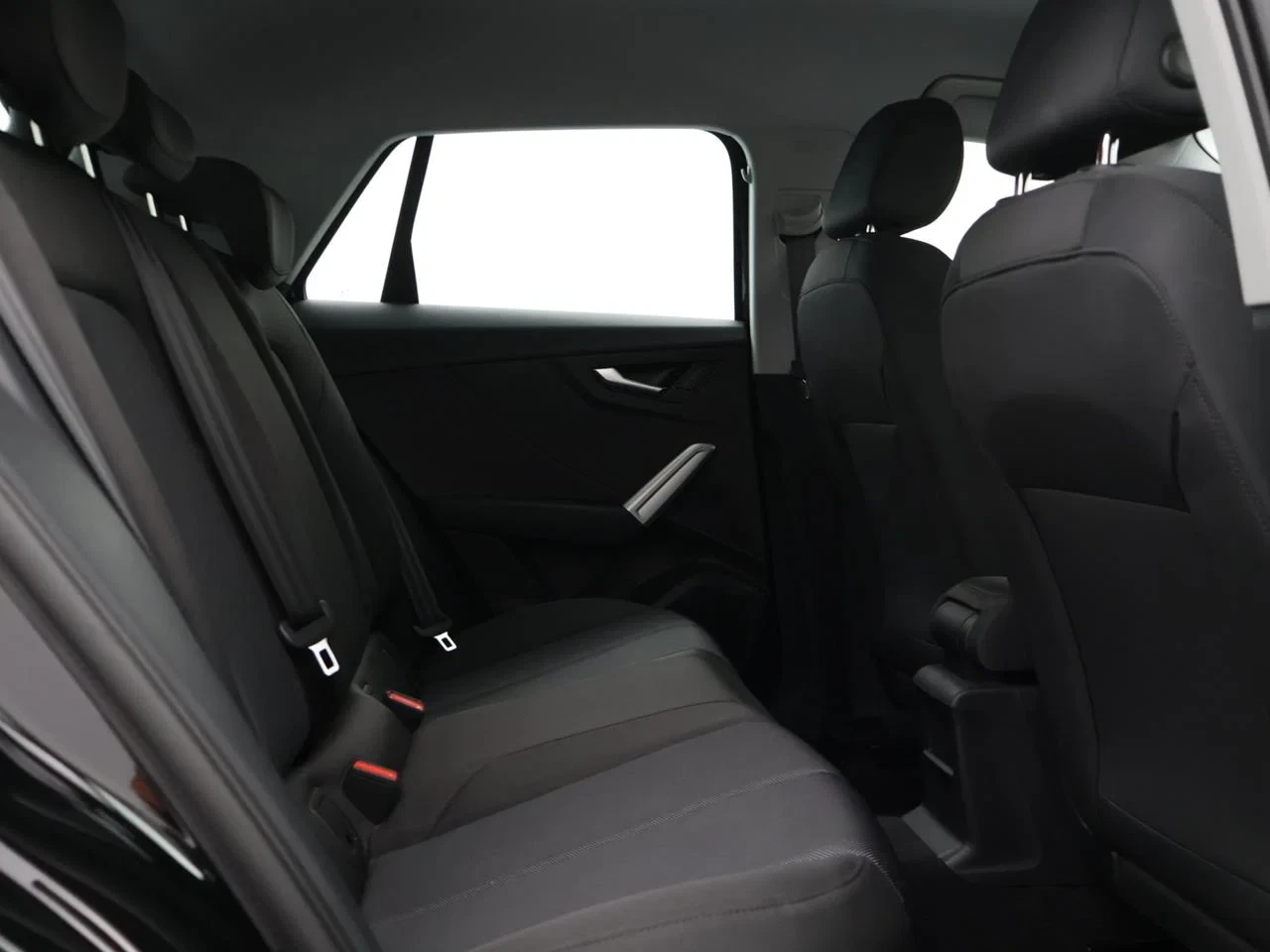 Audi Q2 Audi Q2 Business Edition Attraction 35TFSI 150PK *AUTOMAAT*VIRTUAL COCKPIT*ACC*PDC ACHTER*NAVI*AIRCO*KEYLESS GO*...*