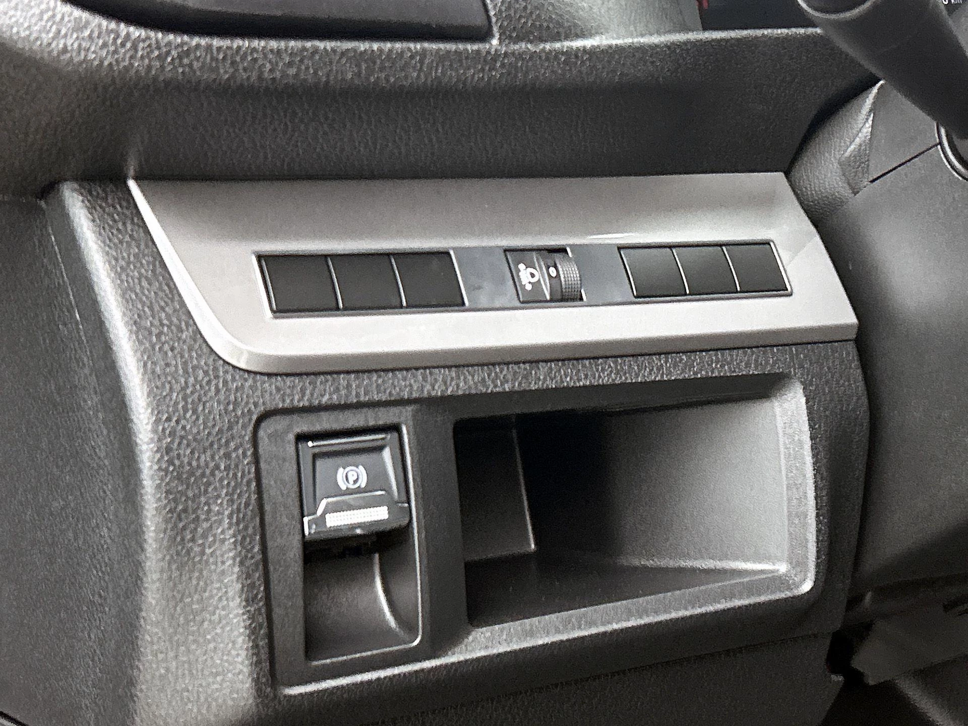 Opel-Vivaro-e-image-14