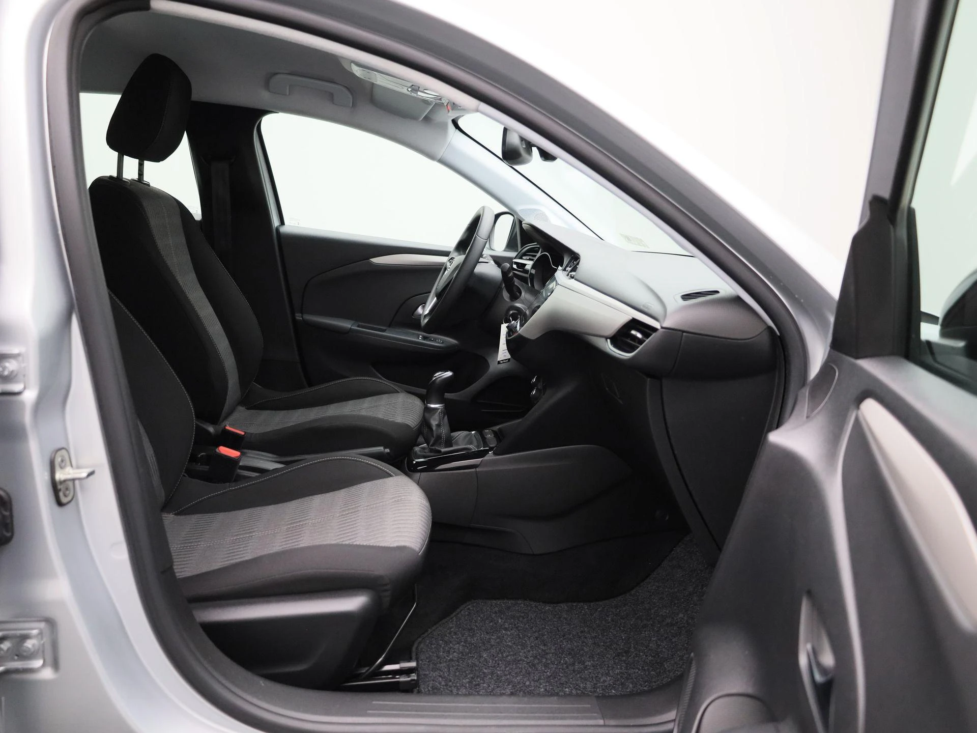 Opel-Corsa-image-28