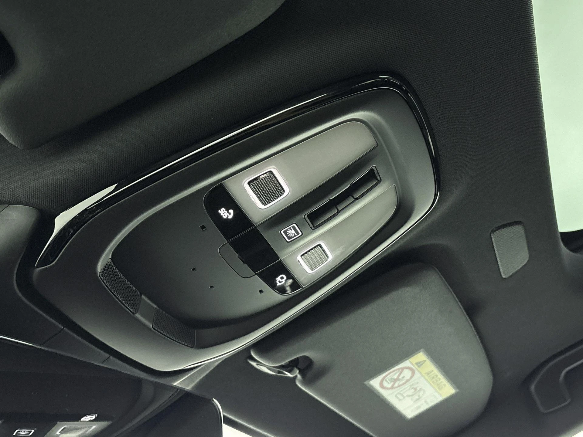 Volvo-V60-image-12