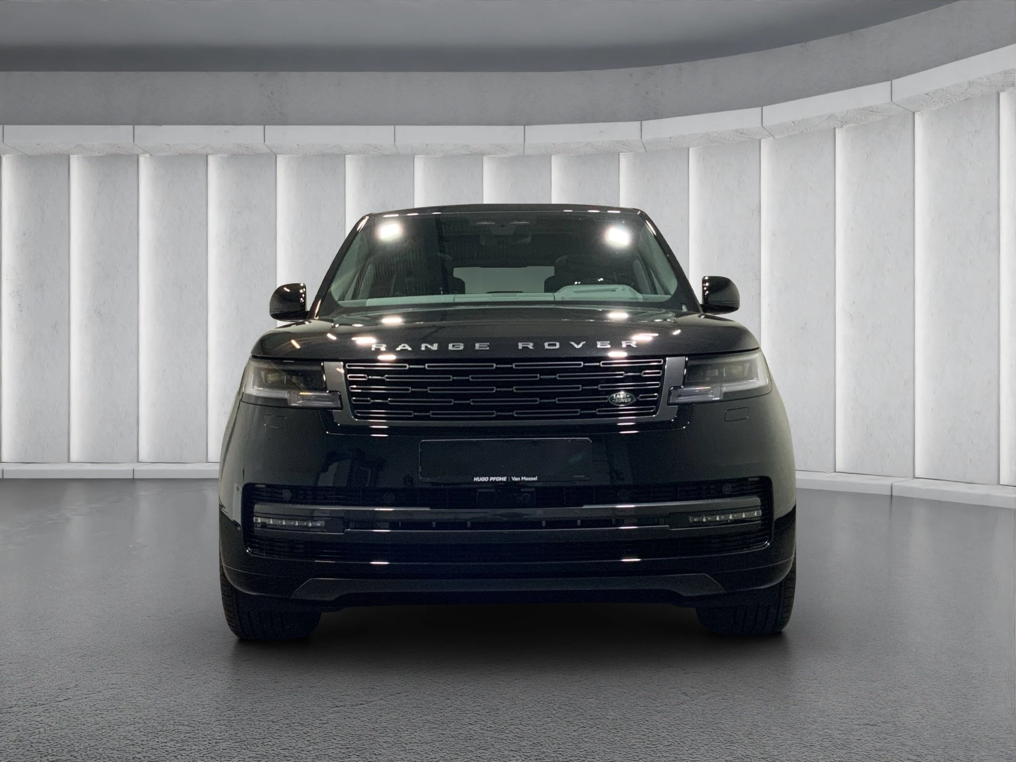 Land Rover-Range Rover-image-2