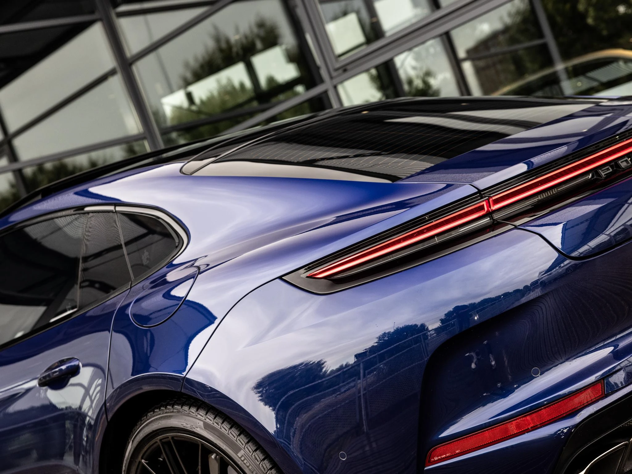 Porsche-Panamera-image-49