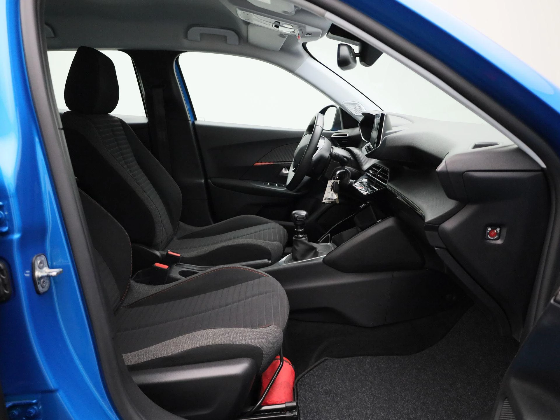 Peugeot-2008-image-32