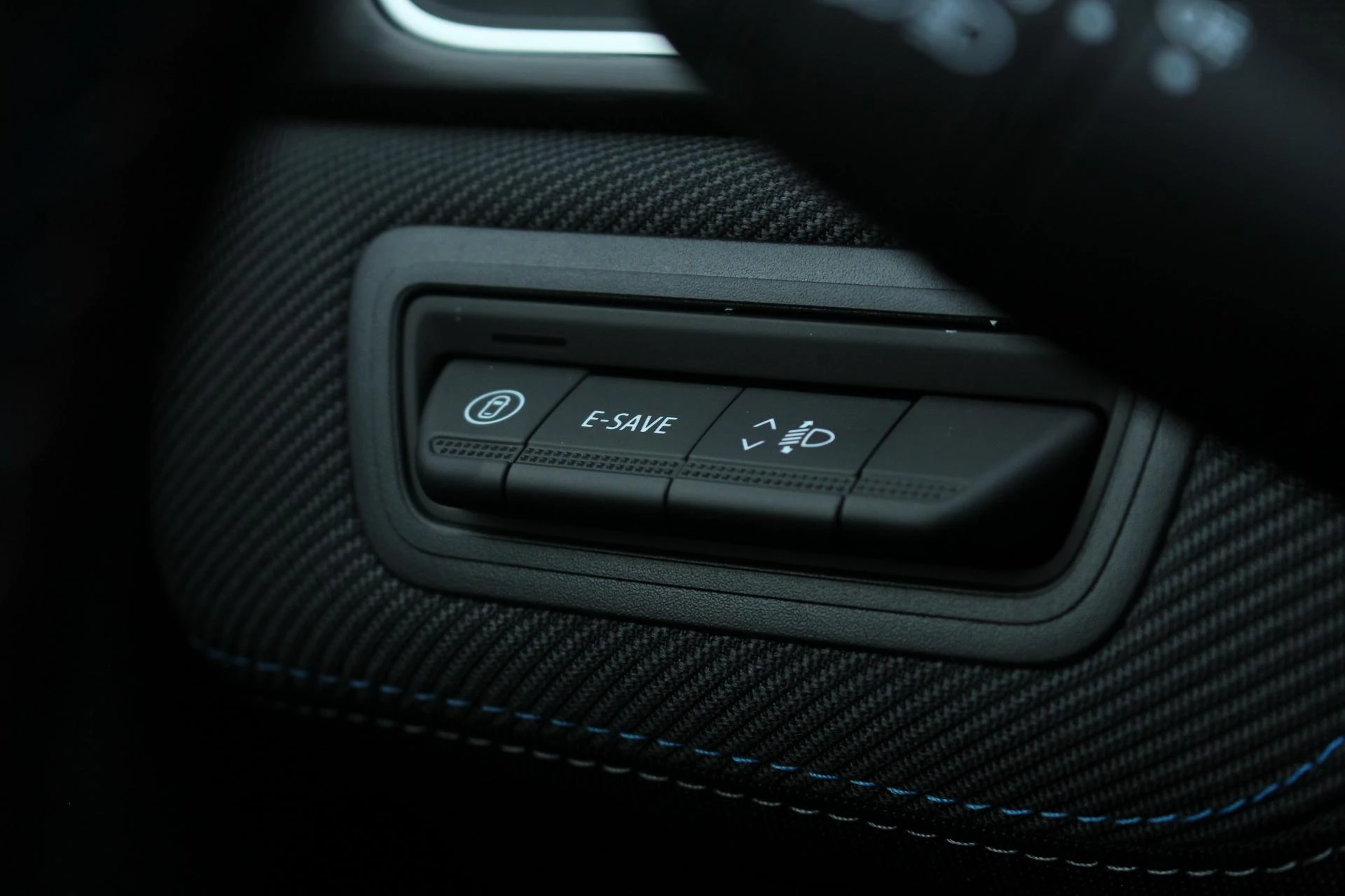 Renault-Captur-image-32