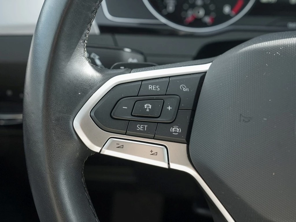 Volkswagen Passat Variant 1.5 TSI DSG Business *LED*AHK*Navi*App-Connect*ACC*PDC*Front-Assist*Climatronic*Sitzh