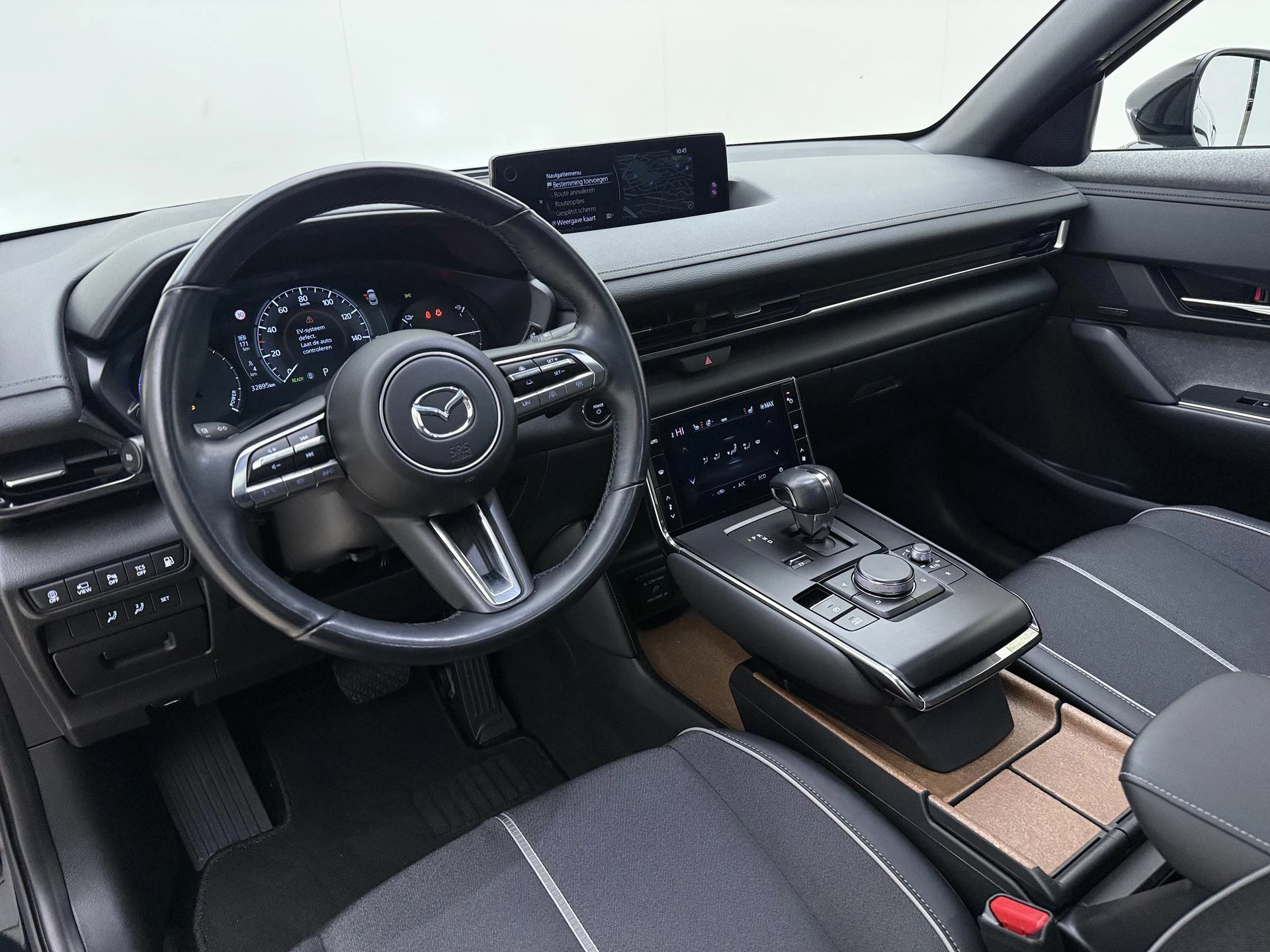 Mazda-MX-30-image-12