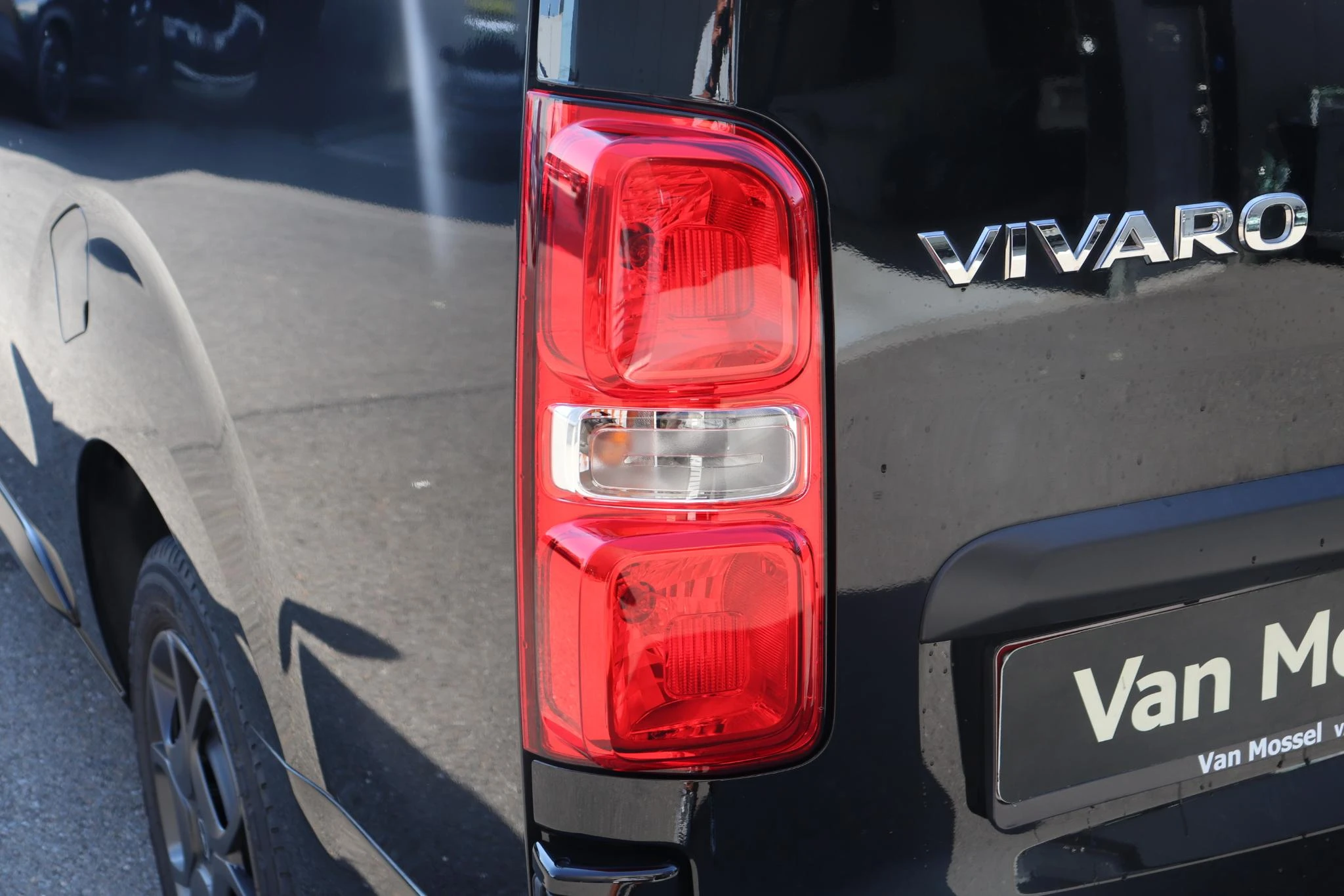 Opel Vivaro 2.0 BlueHDi 180 S&S EAT8 €6.4 L3H1