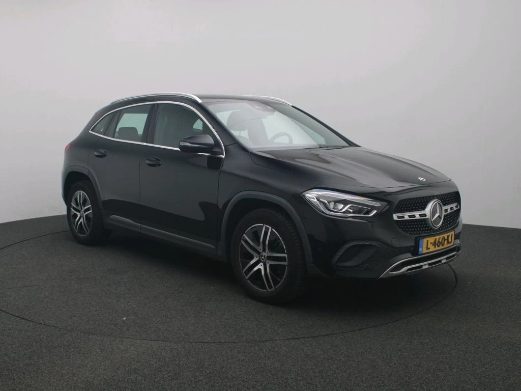 Mercedes-Benz-GLA-image-3