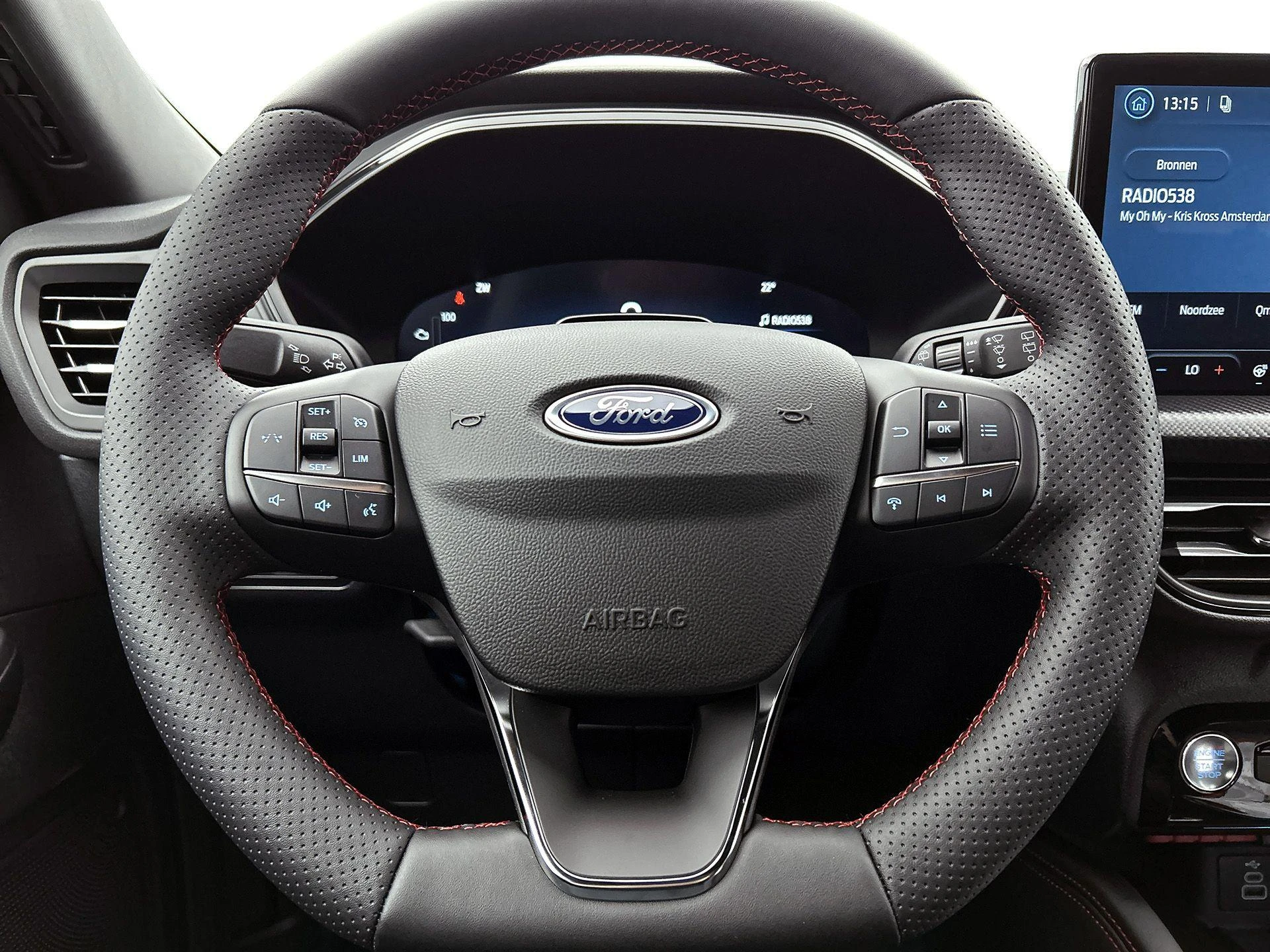 Ford-Kuga-image-21