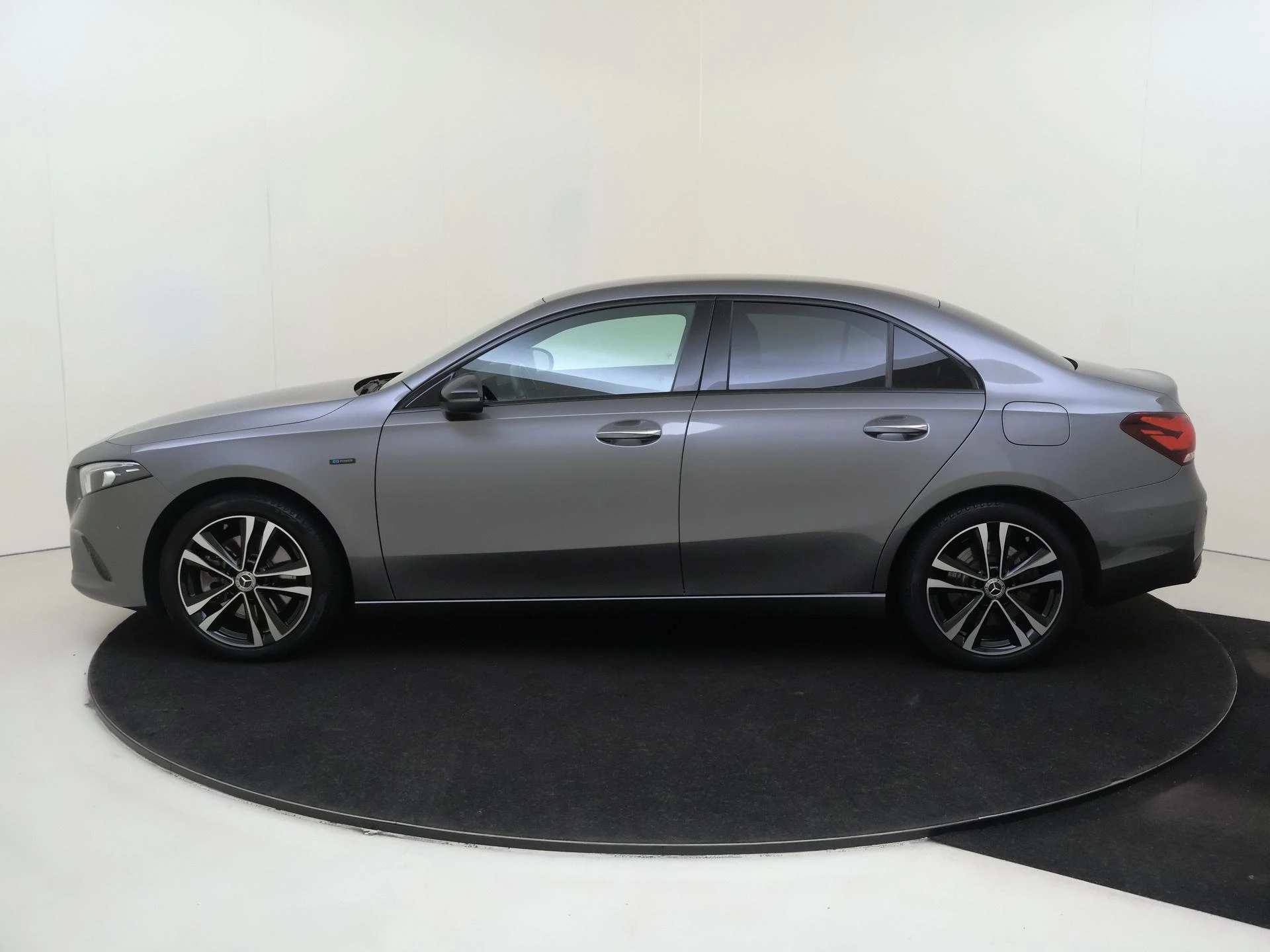 Mercedes-Benz A-Klasse 250 e Luxury-Line