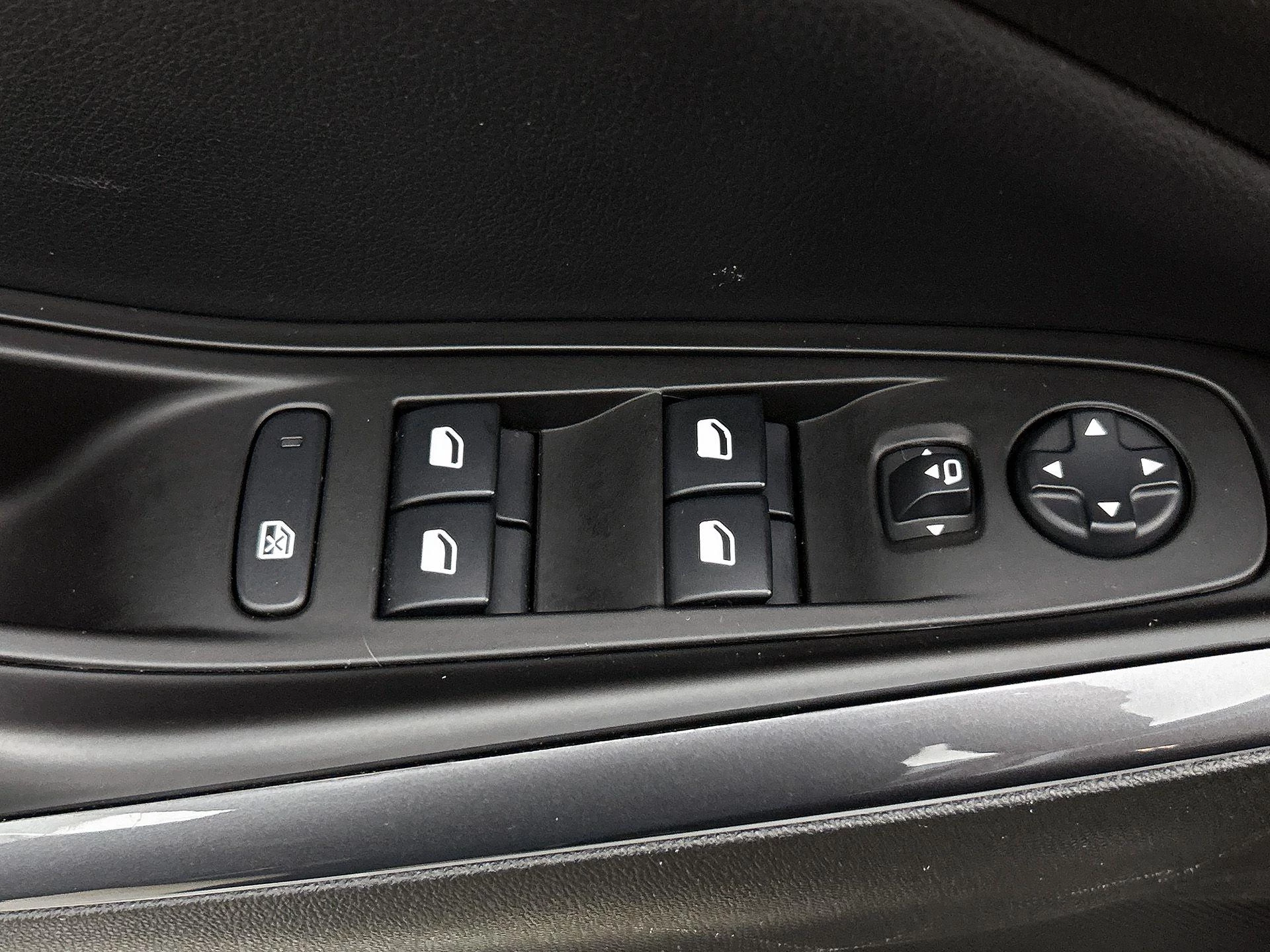 Opel Grandland X 1.6 Turbo Hybrid Innovation