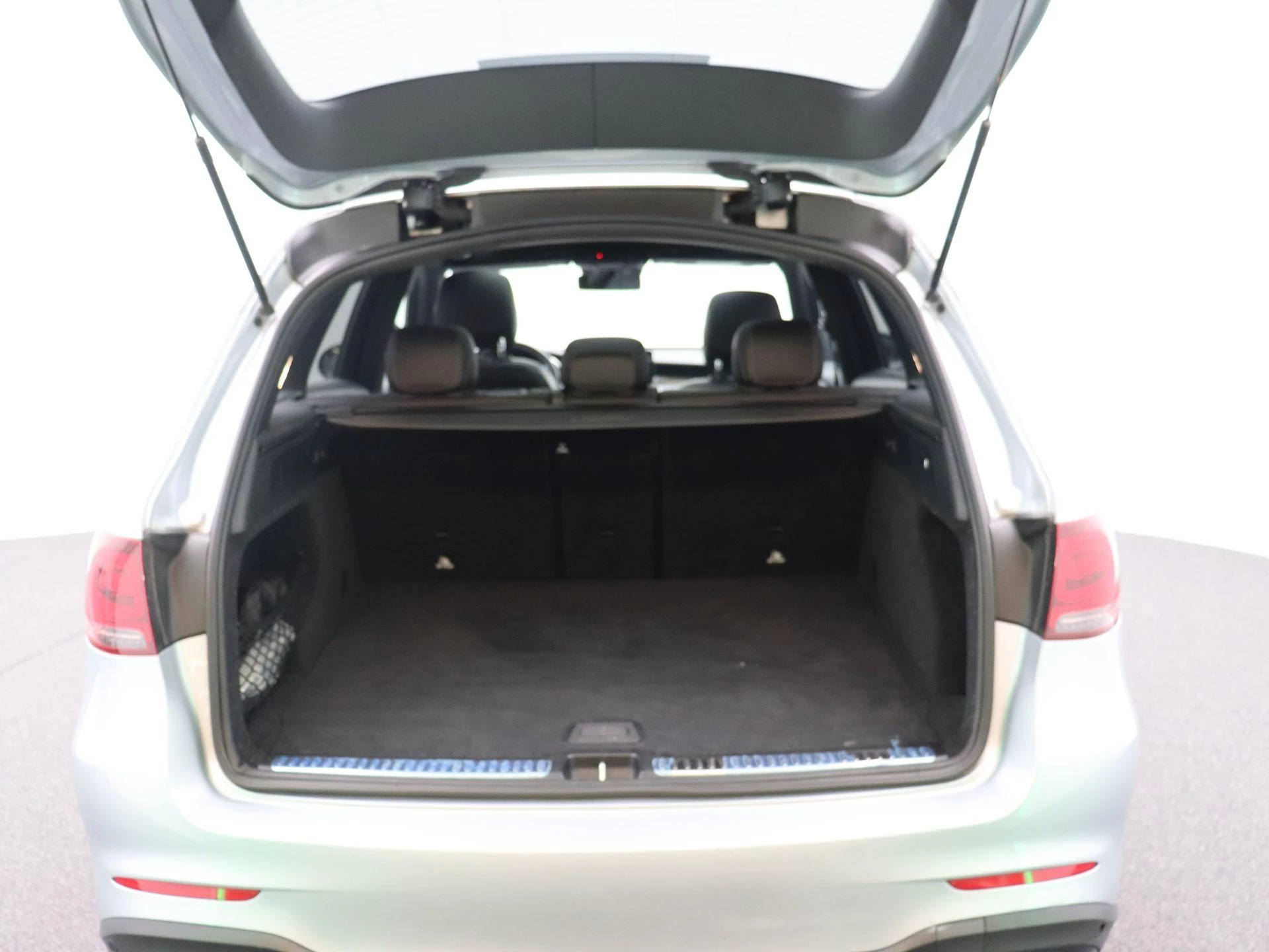 Mercedes-Benz GLC 200 d AMG LINE + CARPLAY + BURMESTER + PANO DAK +