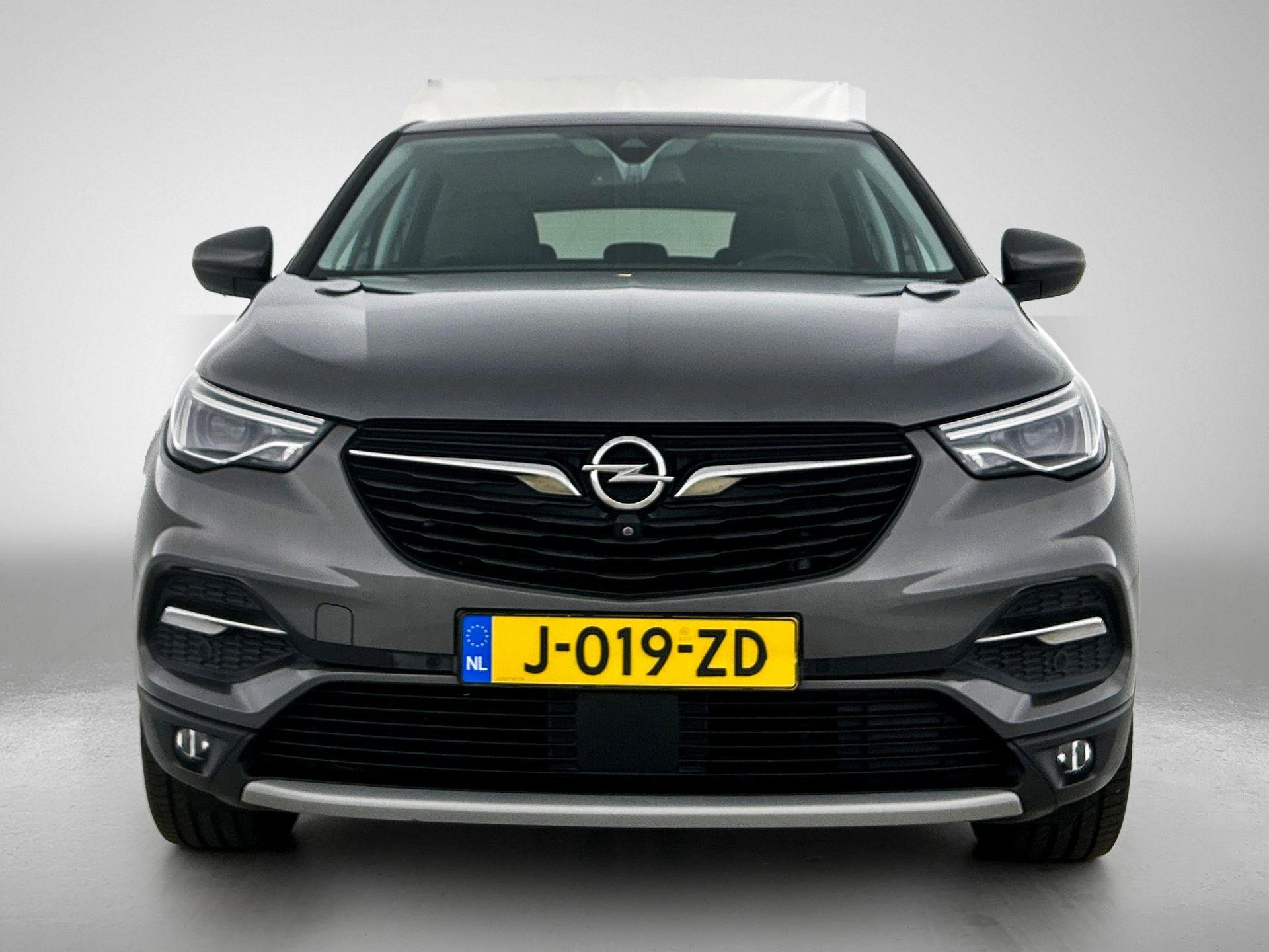 Opel-Grandland X-image-4