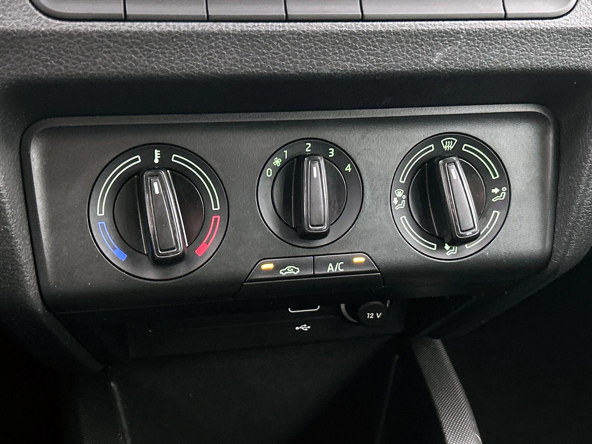 Škoda-Fabia-image-19