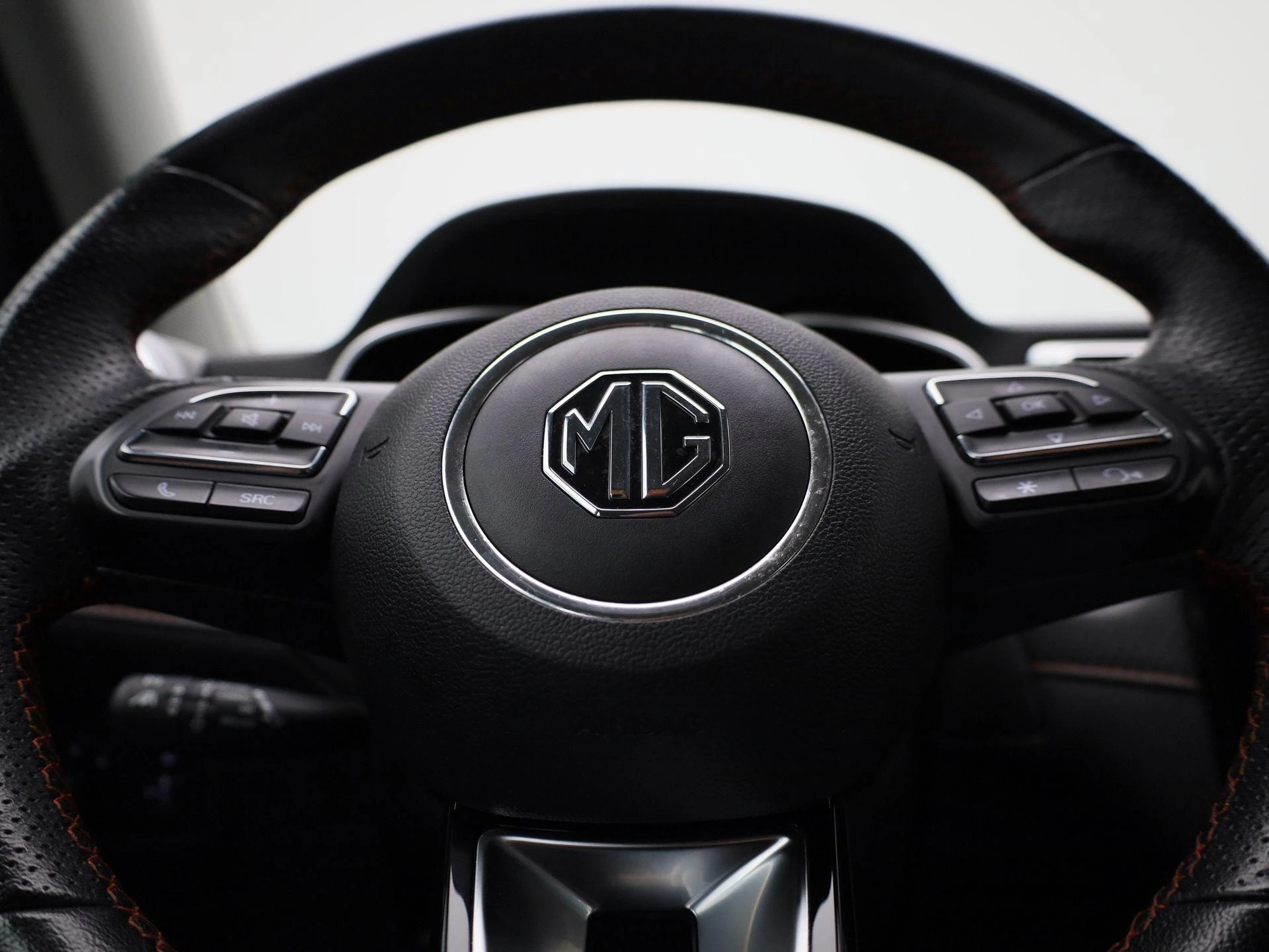 MG-ZS EV-image-26