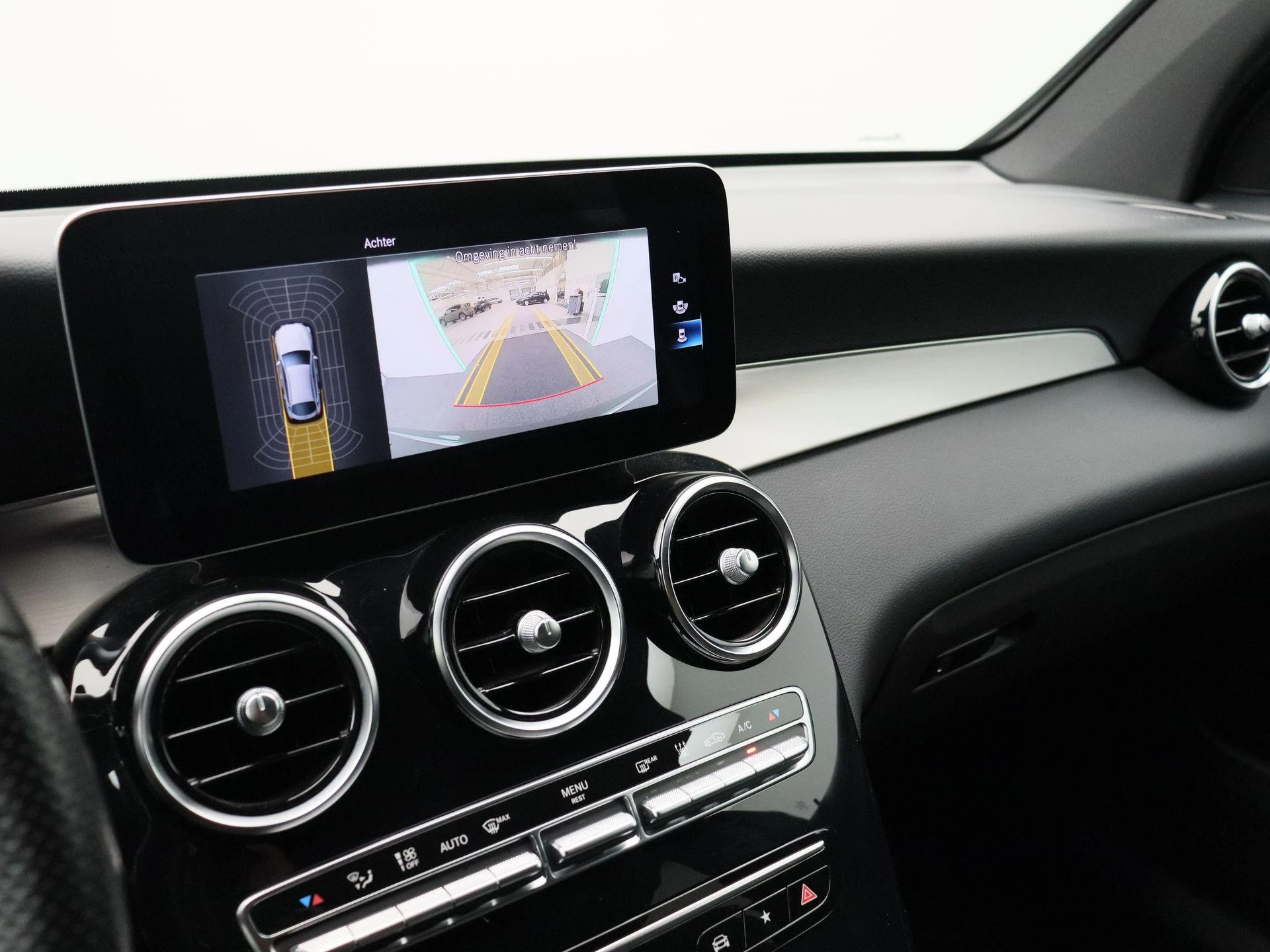 Mercedes-Benz GLC 300 de 4MATIC Coupé + AMG LINE + BURMESTER + CARPLAY +