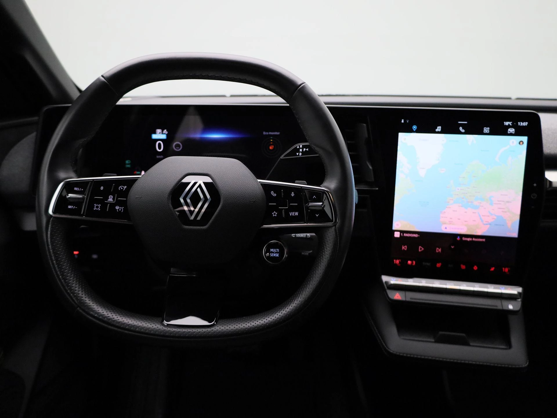 Renault-Megane E-Tech-image-6