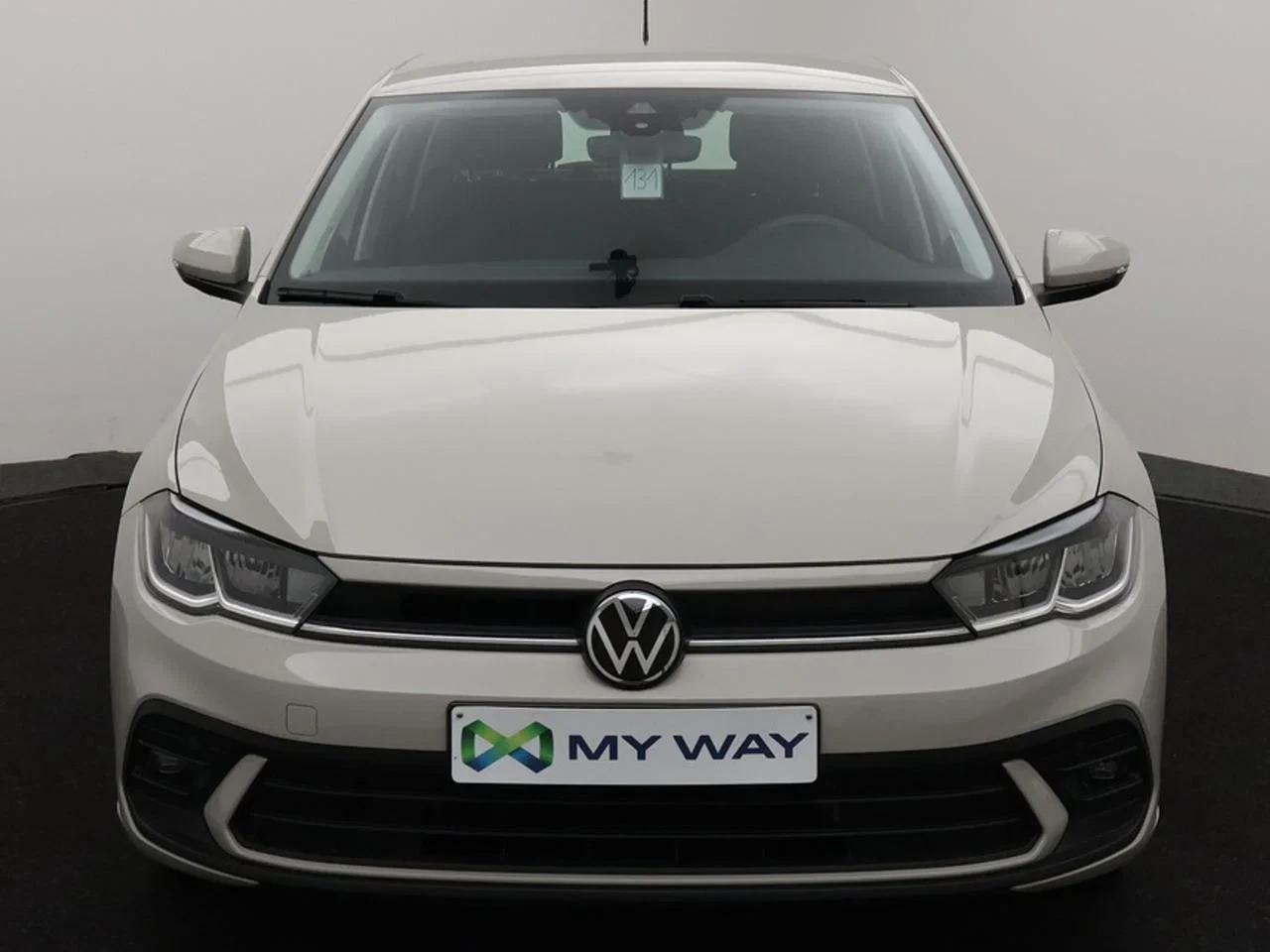 Volkswagen-Polo-image-25
