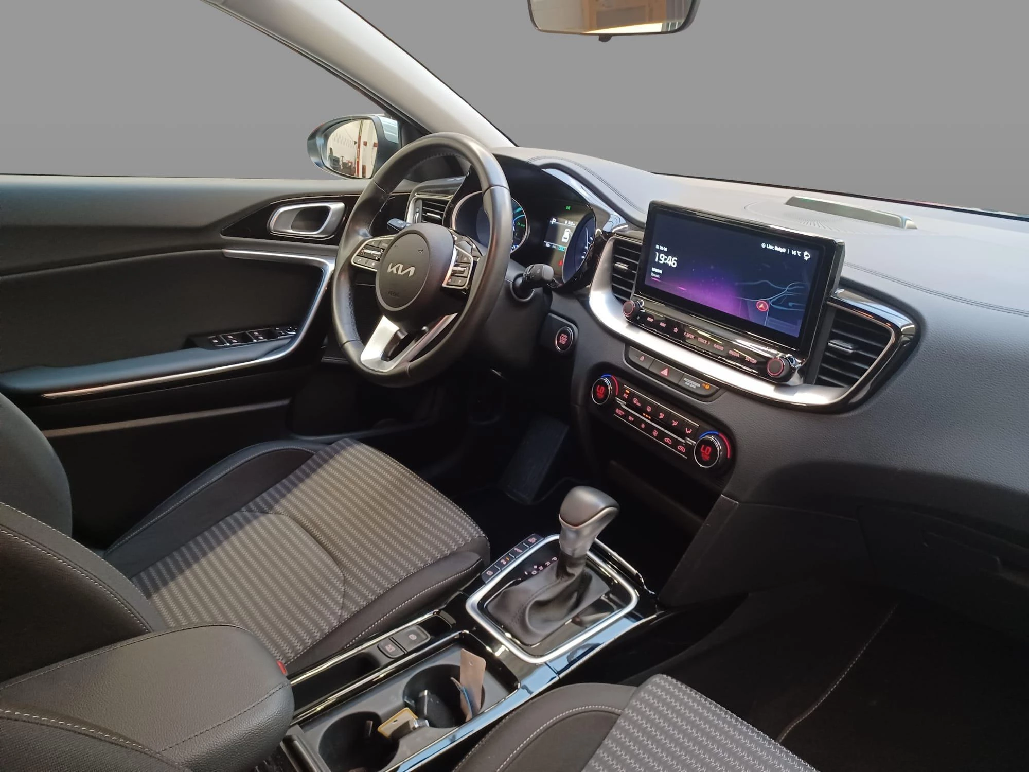 Kia XCeed 1.6 GDi PHEV DCT Business Line