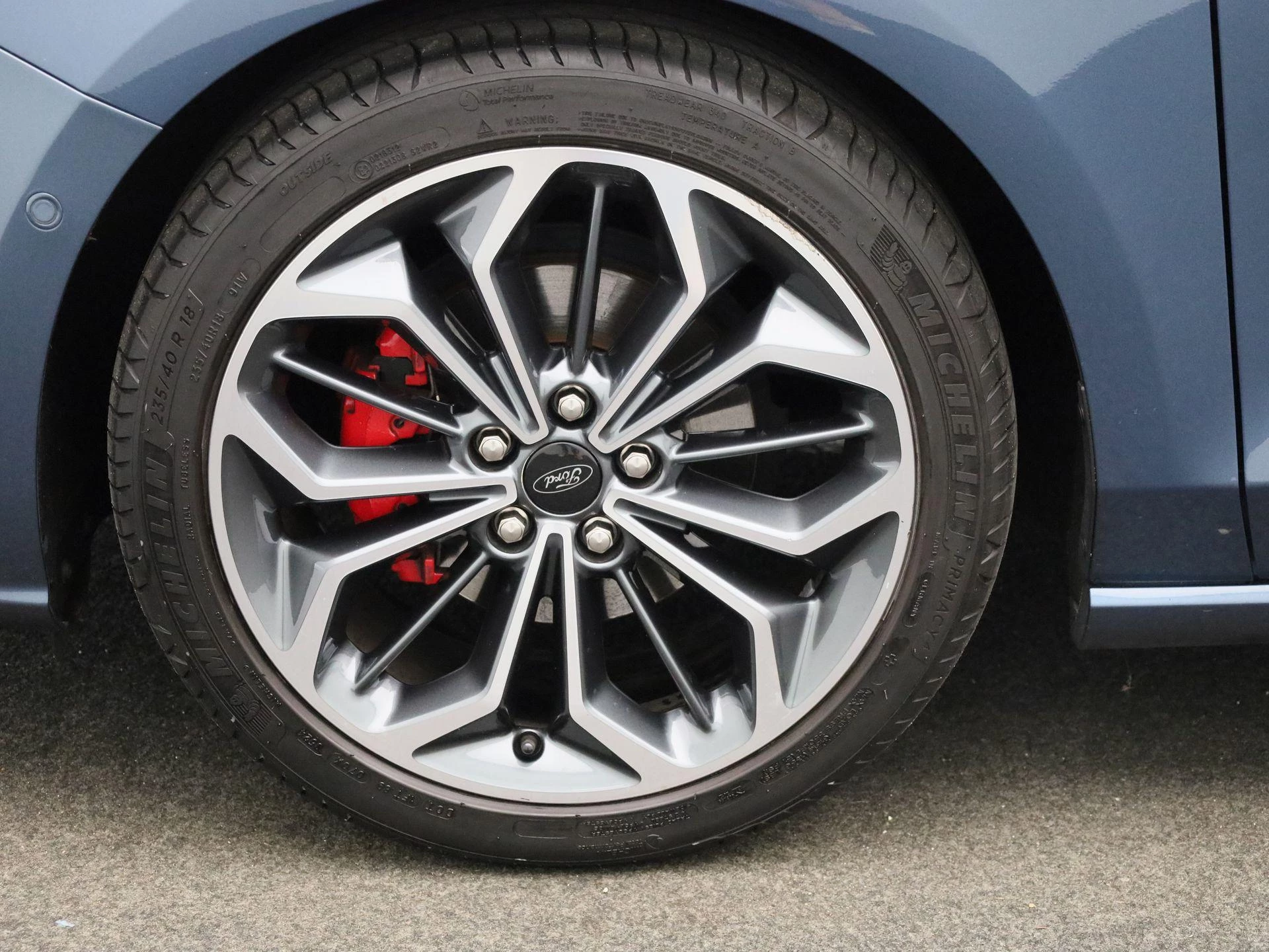Ford Focus 1.0 EcoBoost Hybrid ST Line X