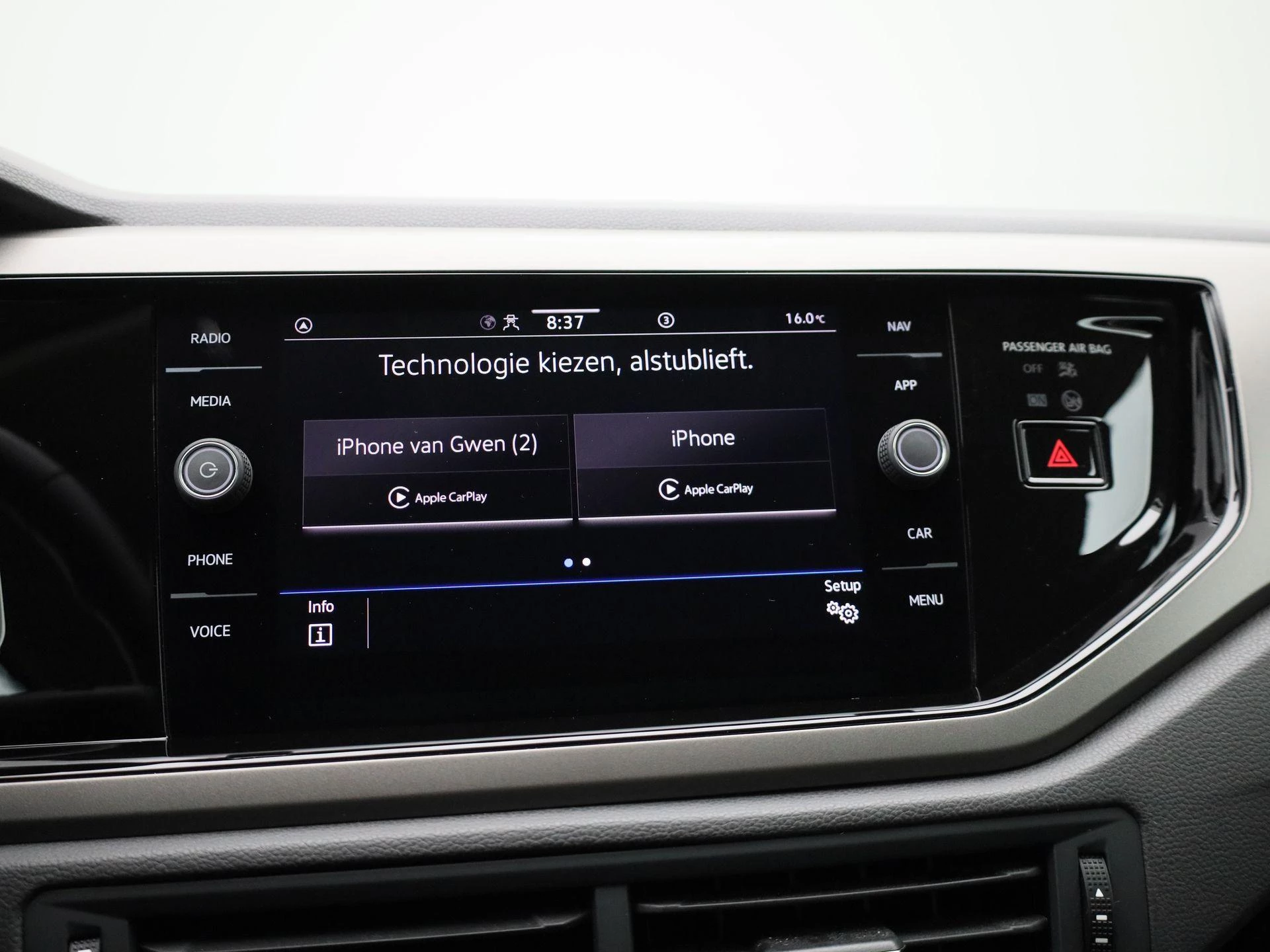 Volkswagen-Polo-image-18