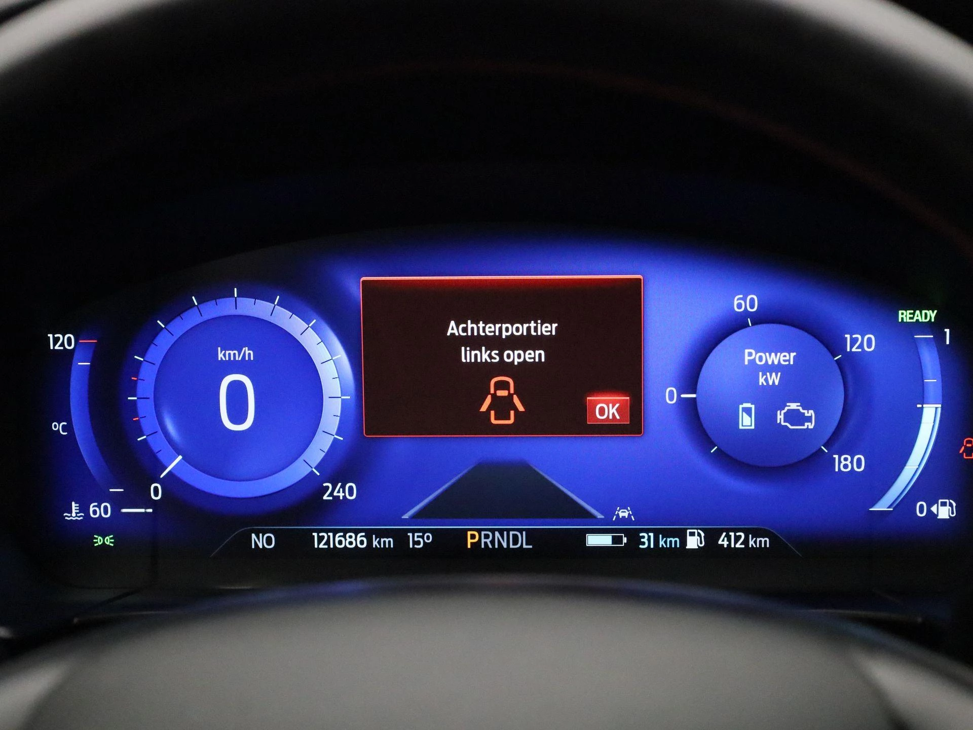 Ford-Kuga-image-7