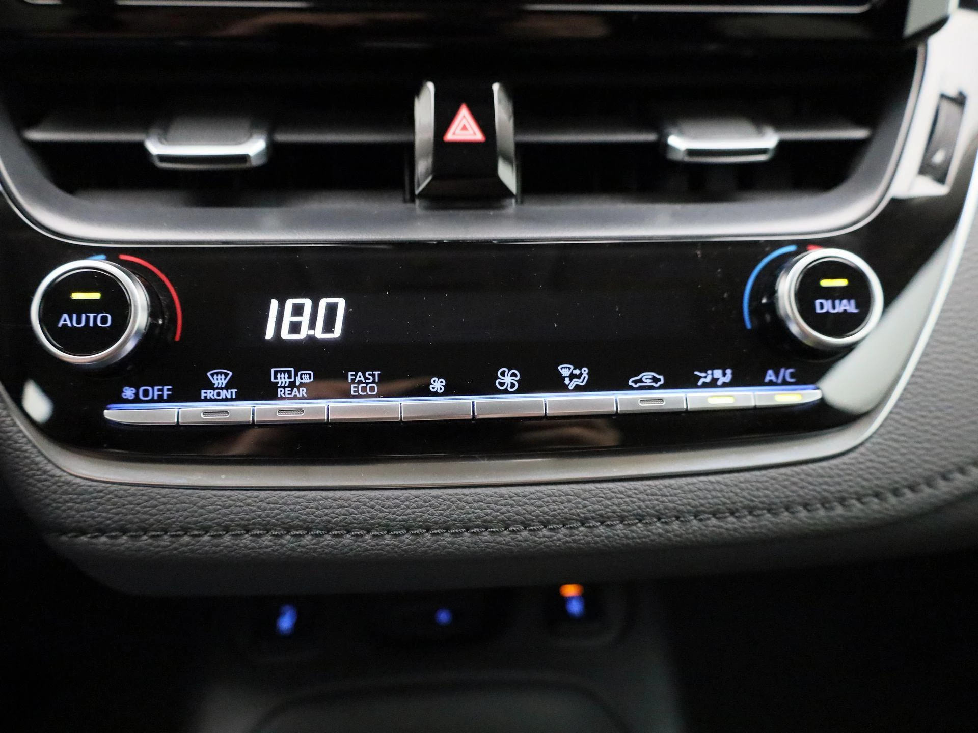 Toyota Corolla 1.8 Hybrid Business Plus