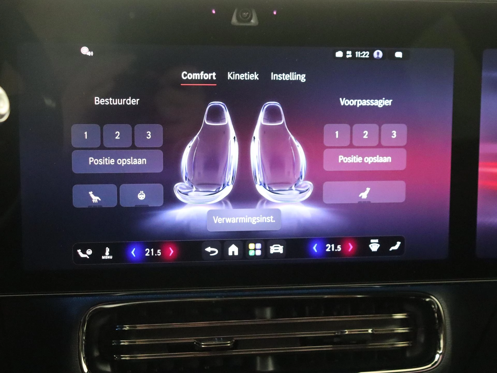 Mercedes-Benz-CLA-image-17