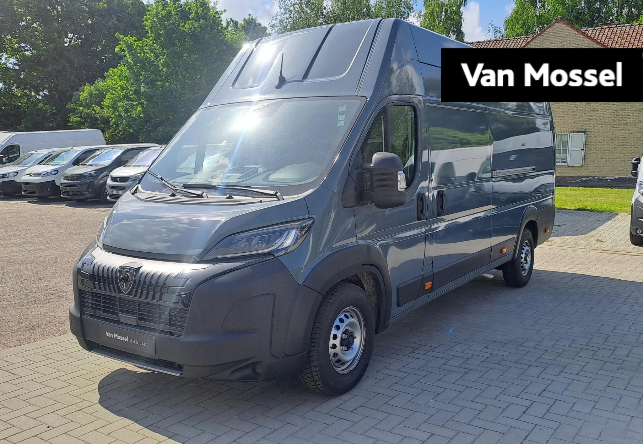 Peugeot-Boxer-image-0